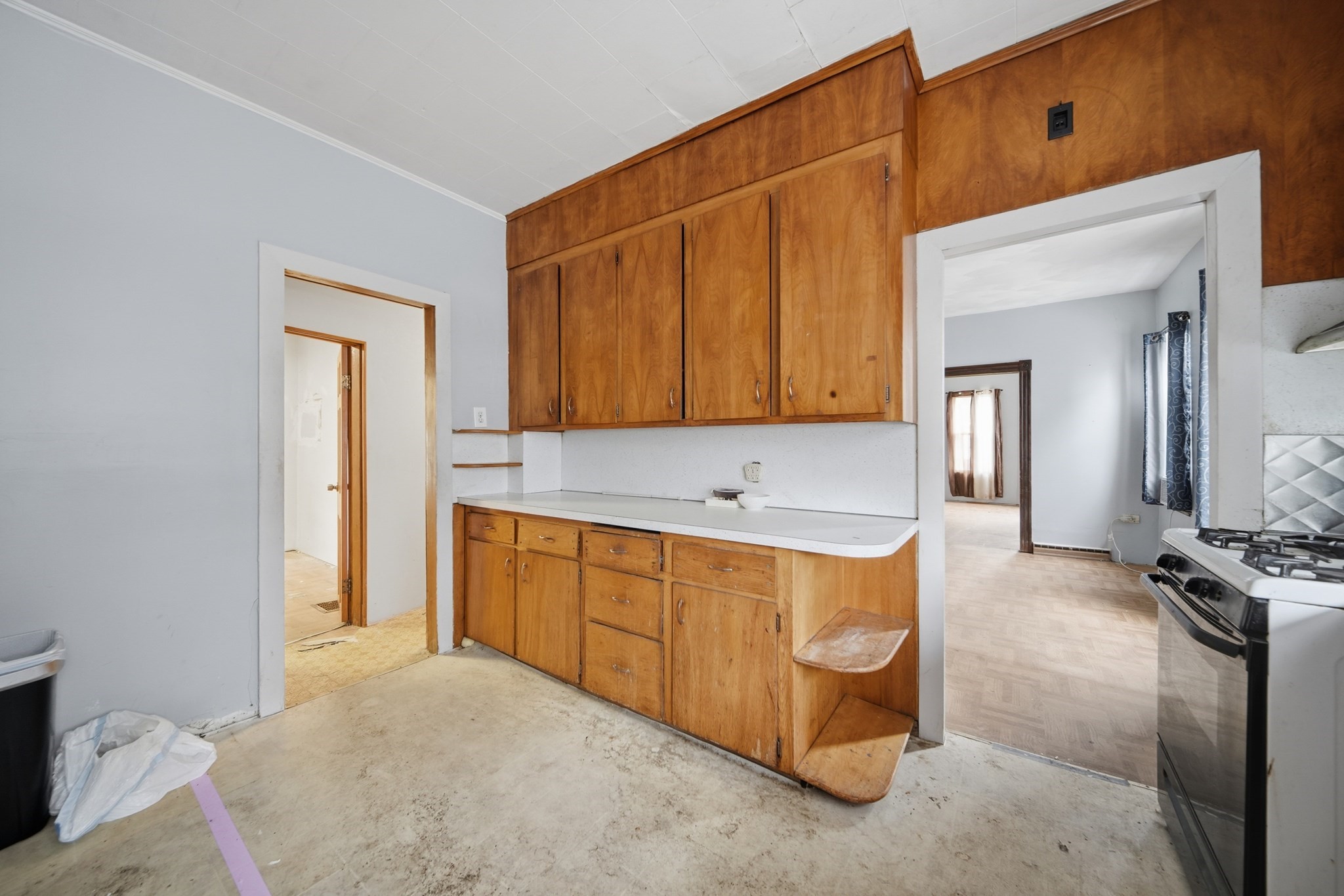 main property photo 14