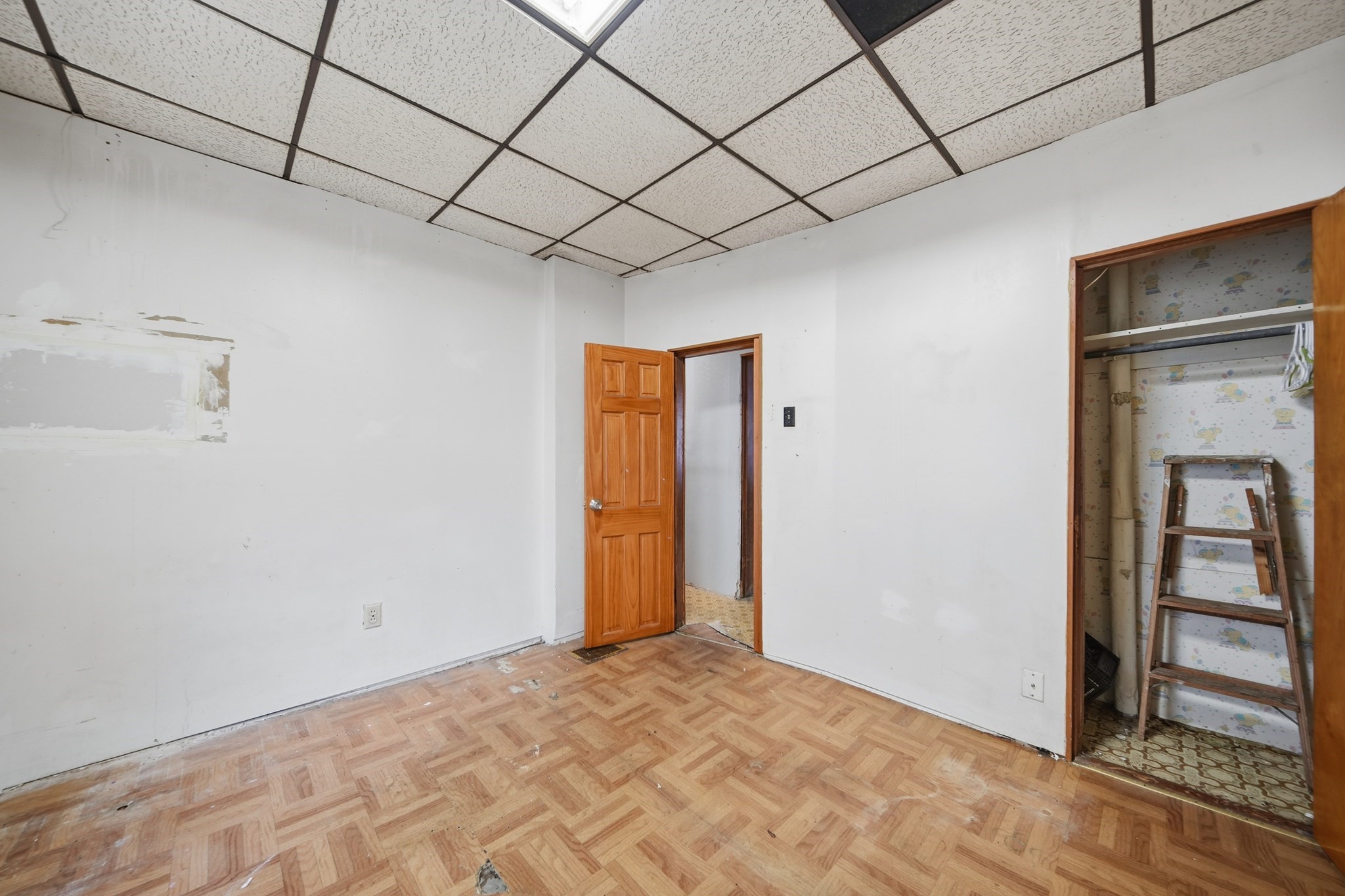 main property photo 19