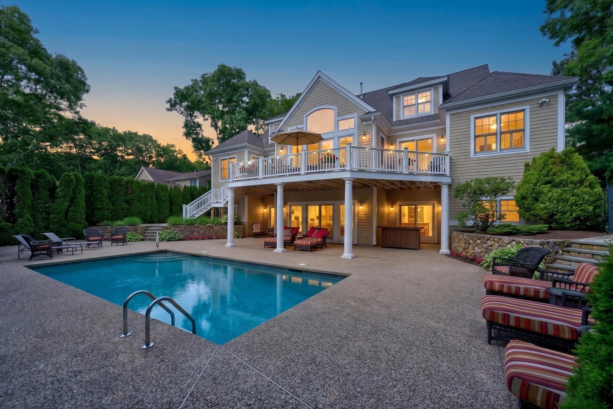 main property photo 14