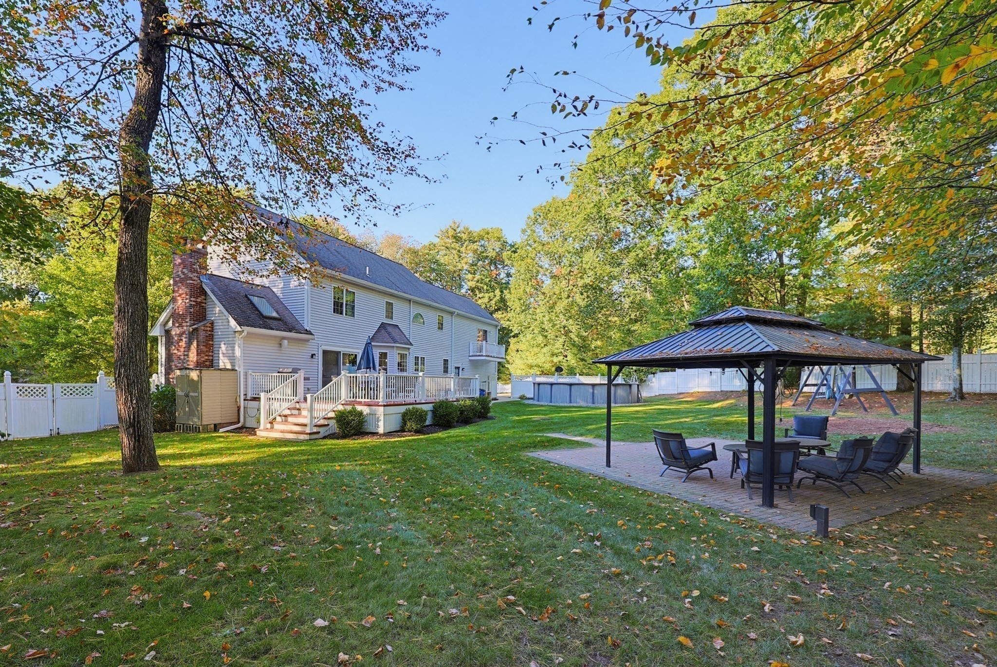 main property photo 40