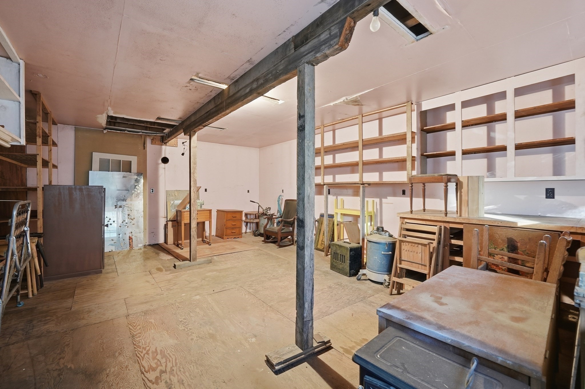 main property photo 27