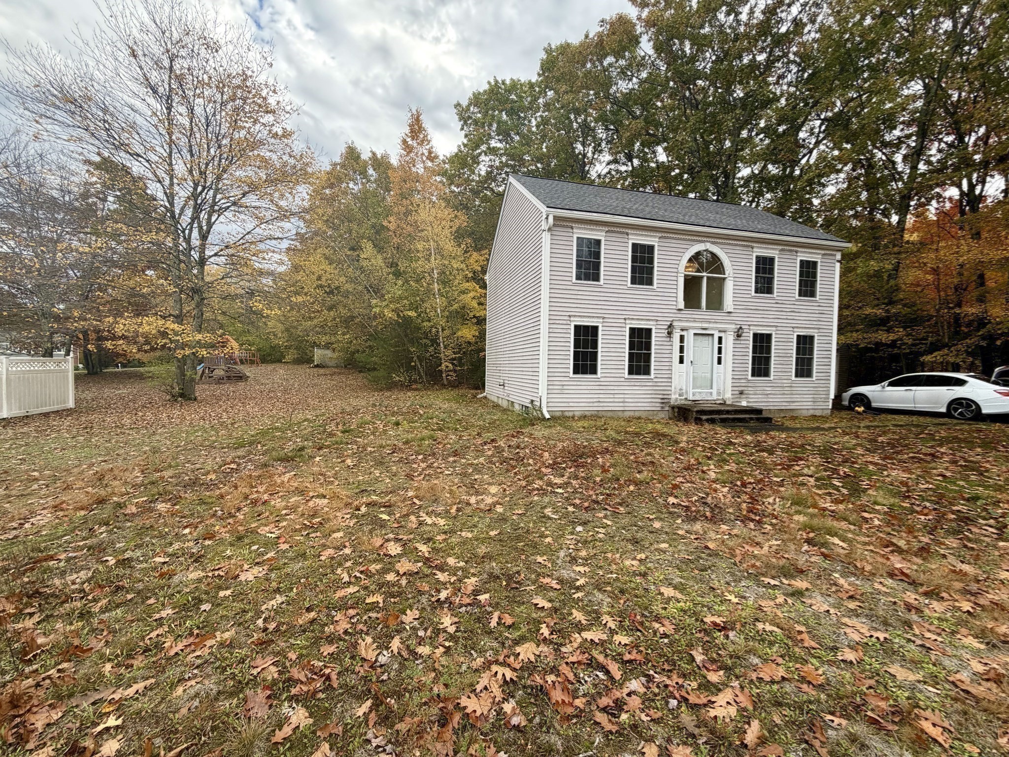 main property photo 12