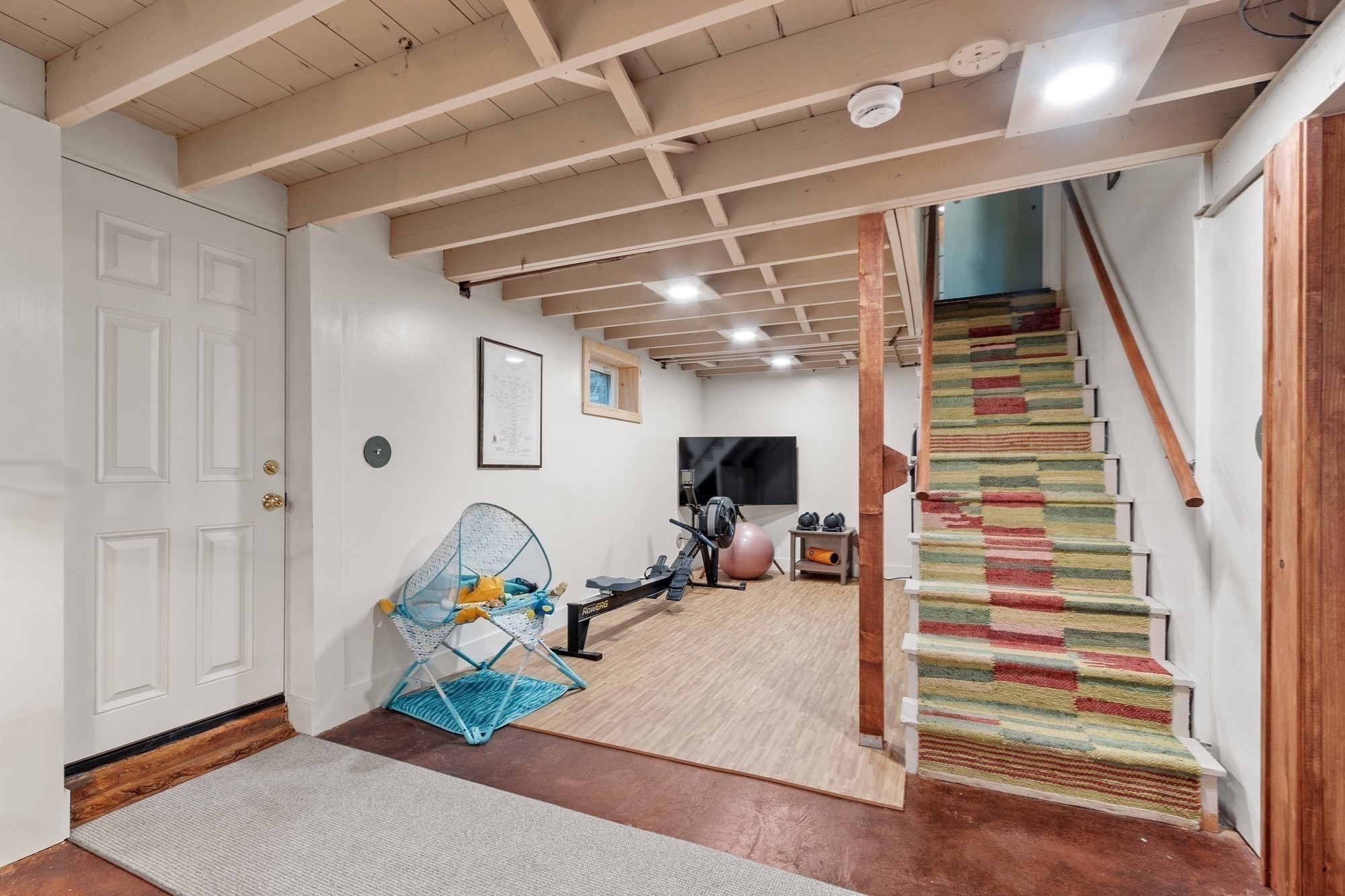 main property photo 31