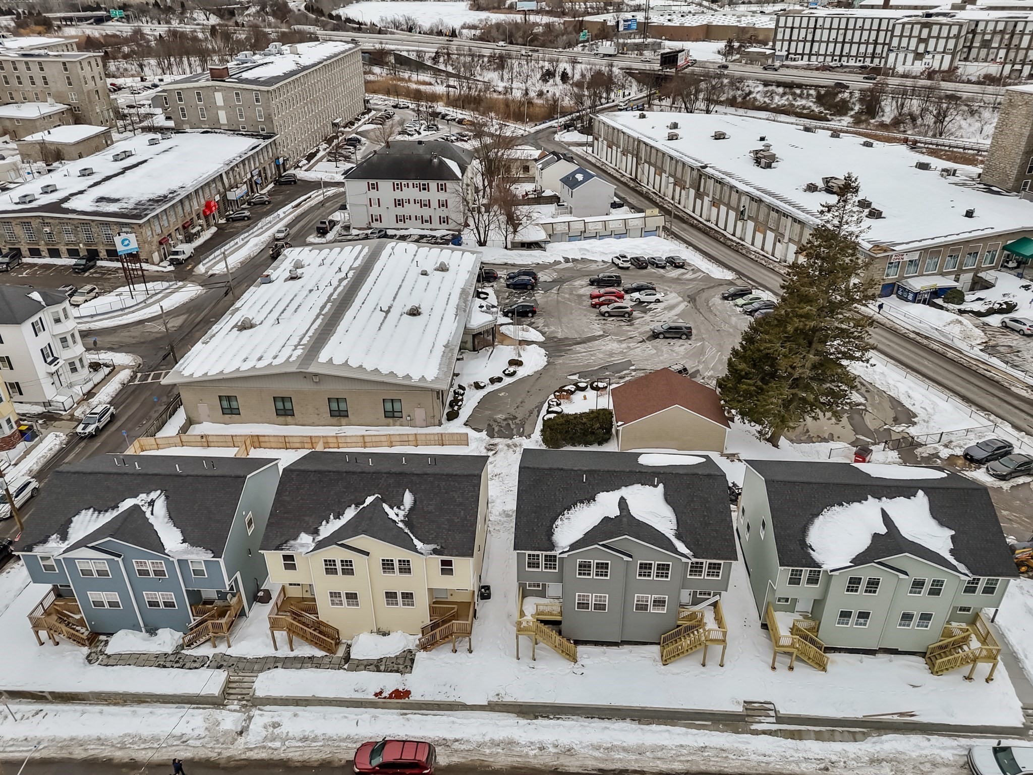 main property photo 18