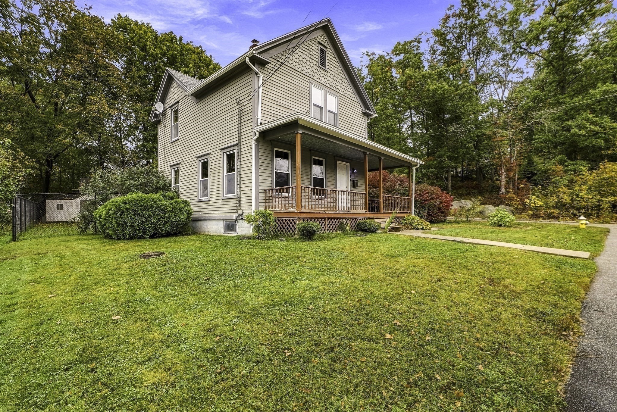 main property photo 25