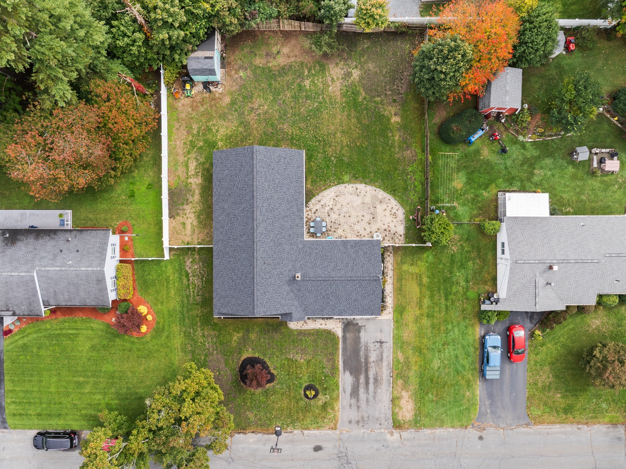 main property photo 30