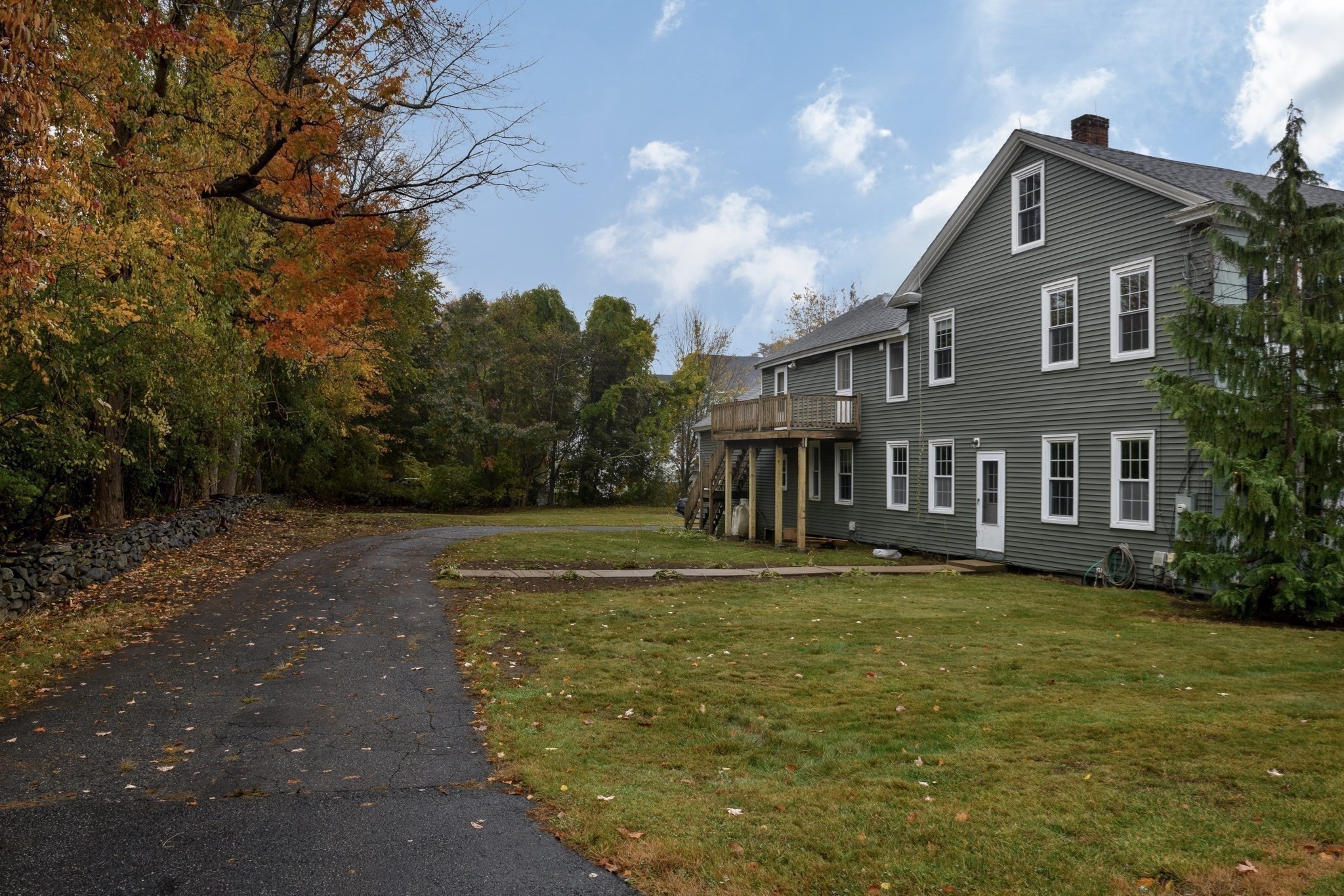 main property photo 37