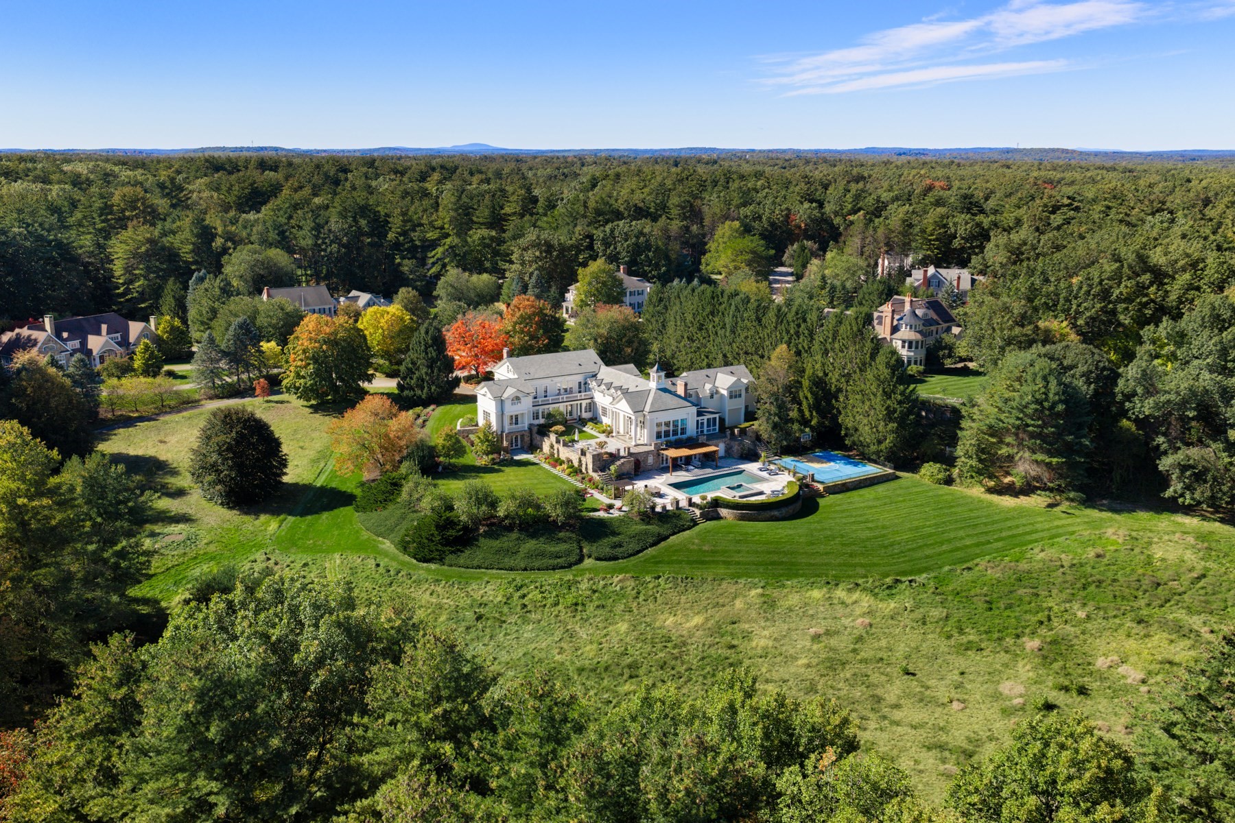 main property photo 4