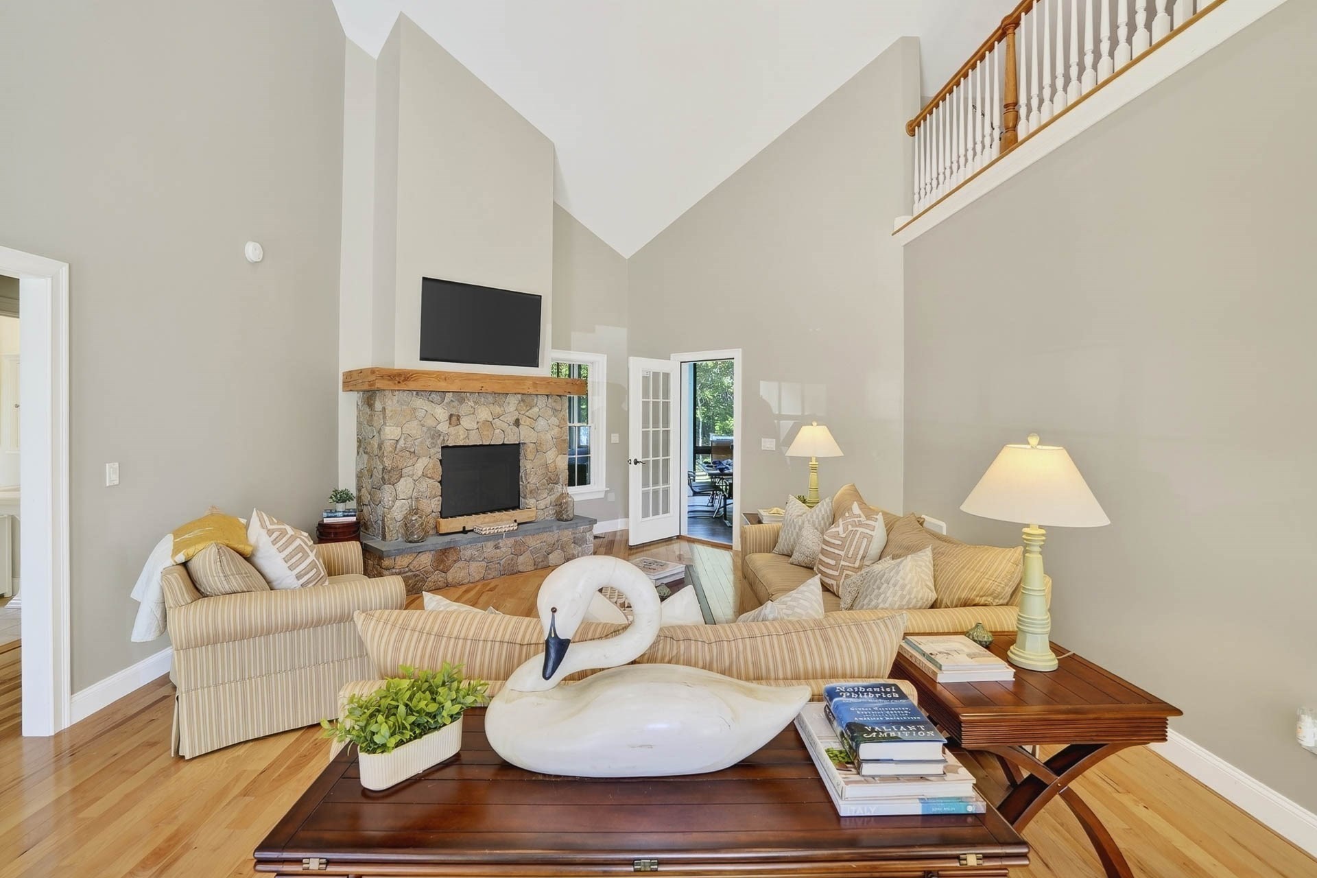 main property photo 7