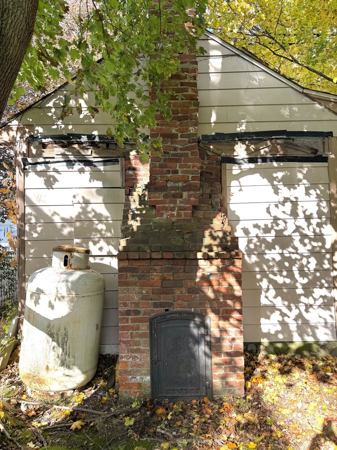 main property photo 32