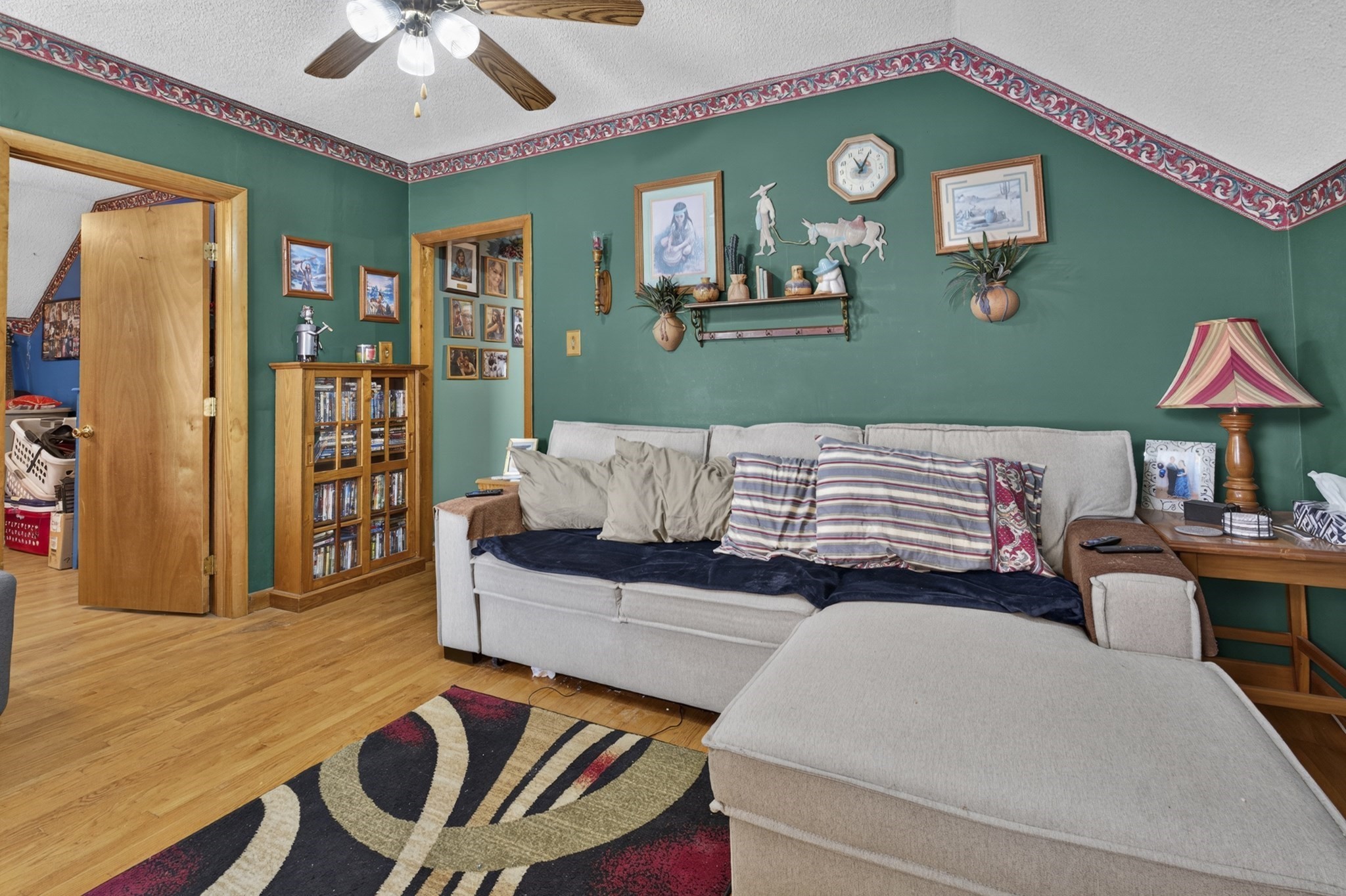 main property photo 34