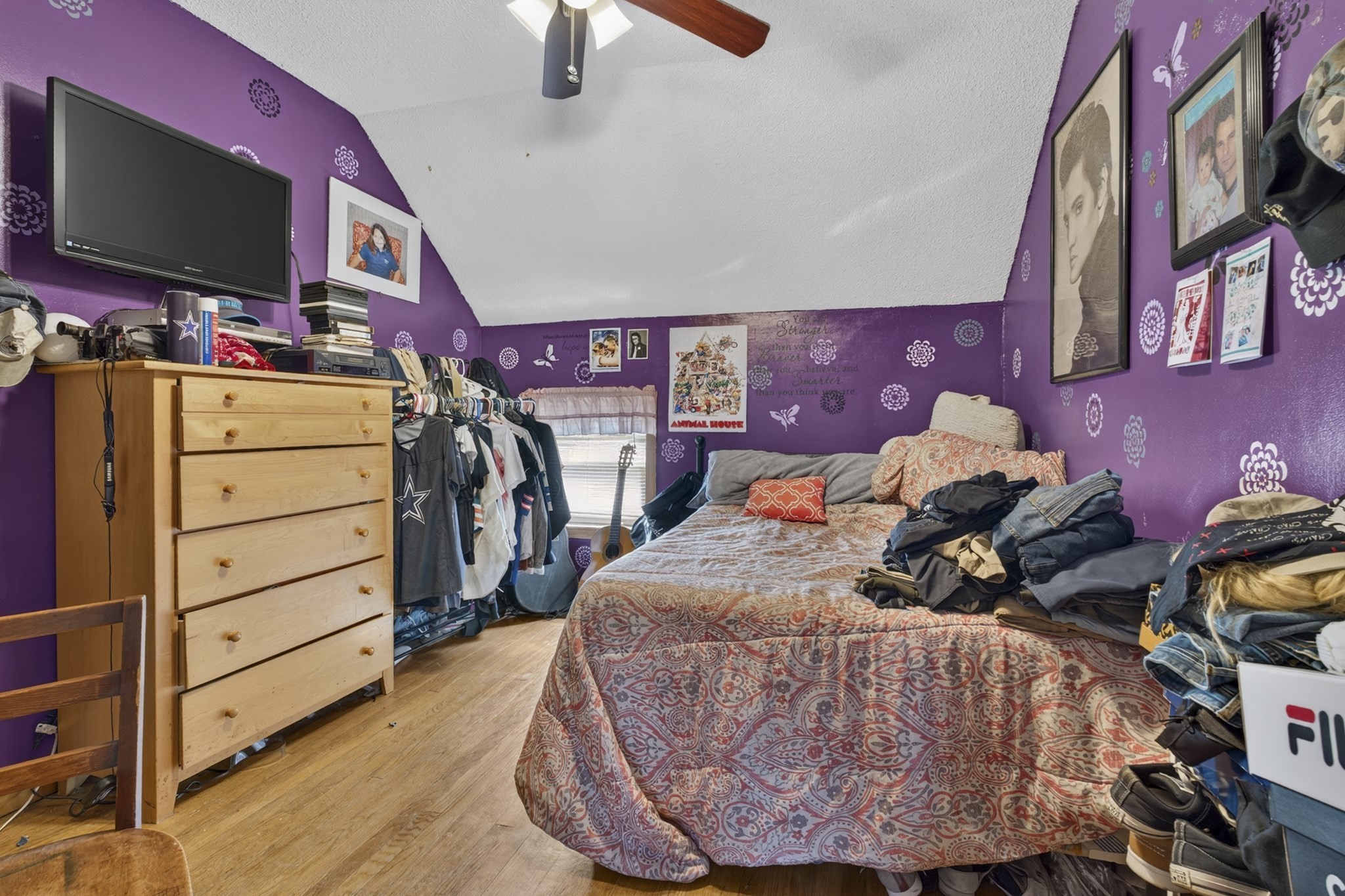 main property photo 9