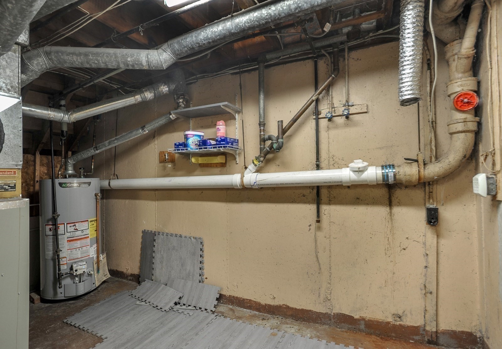 main property photo 29