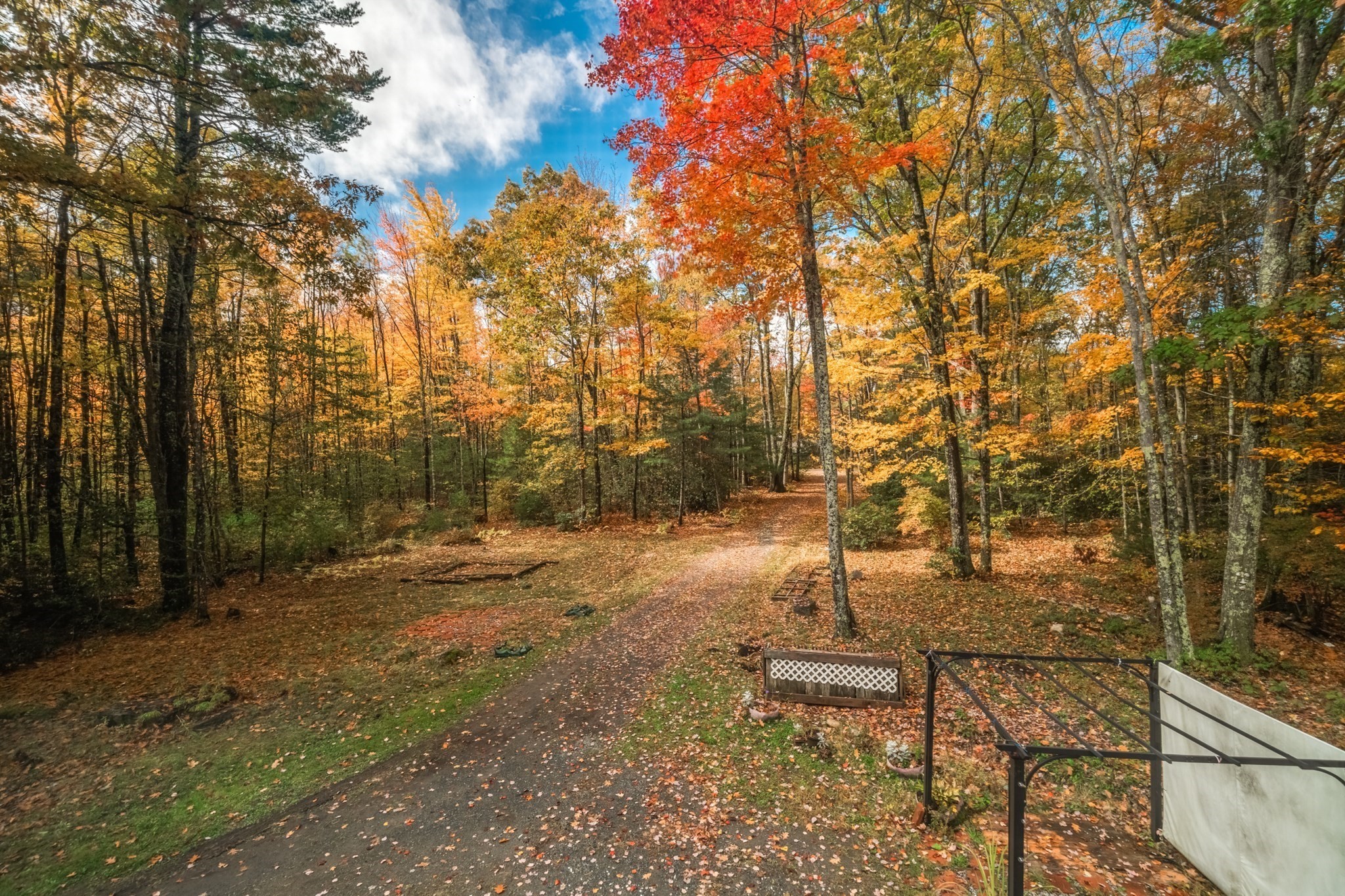 main property photo 36