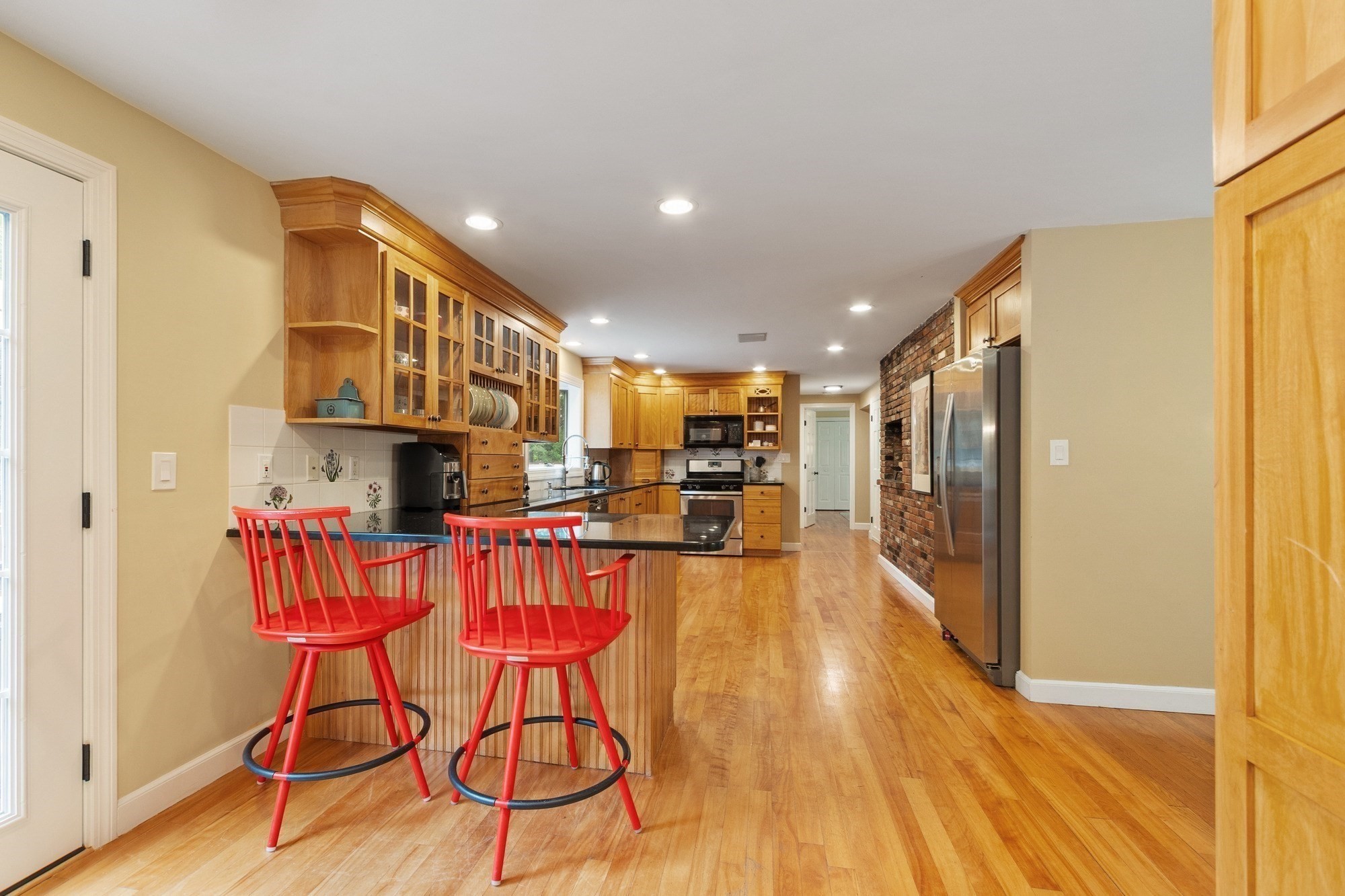 main property photo 9