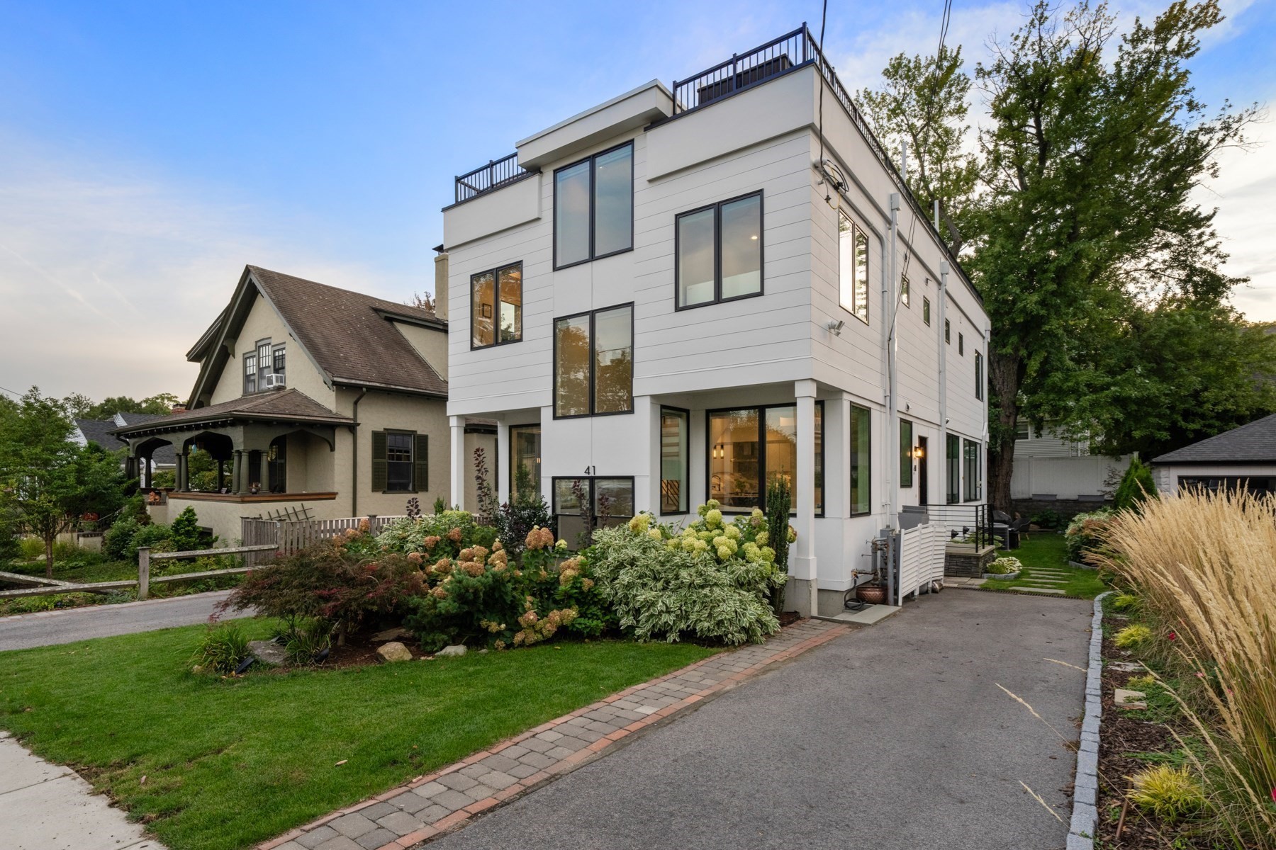 main property photo 29