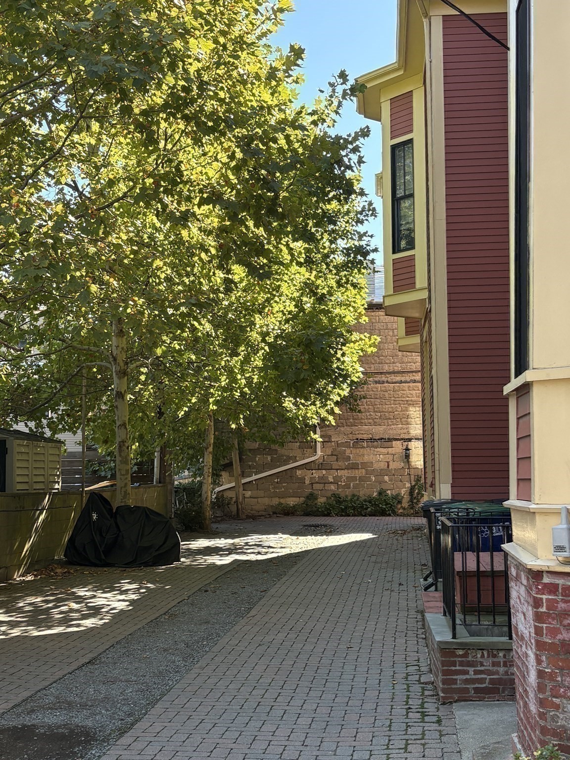 main property photo 22