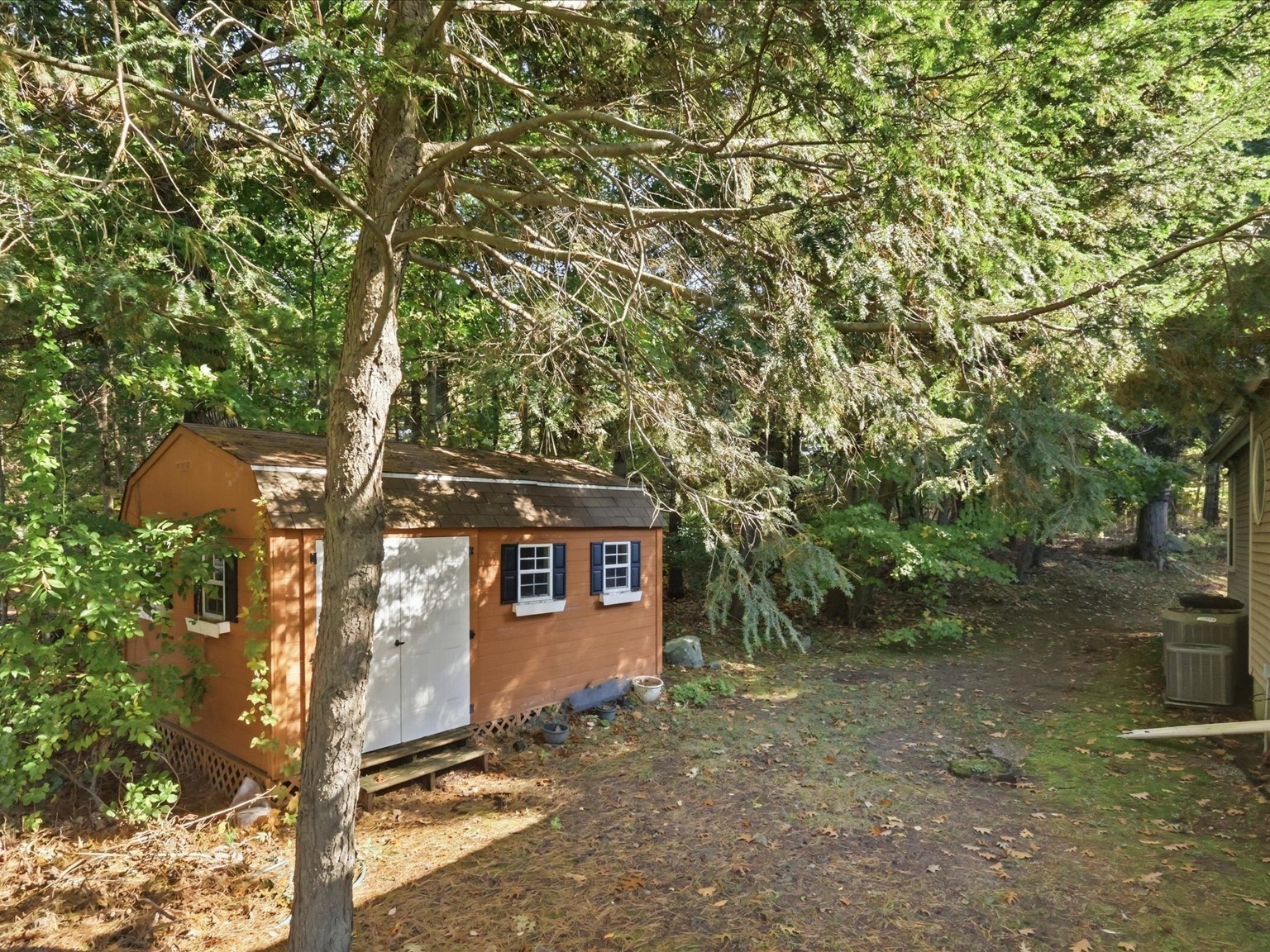 main property photo 33