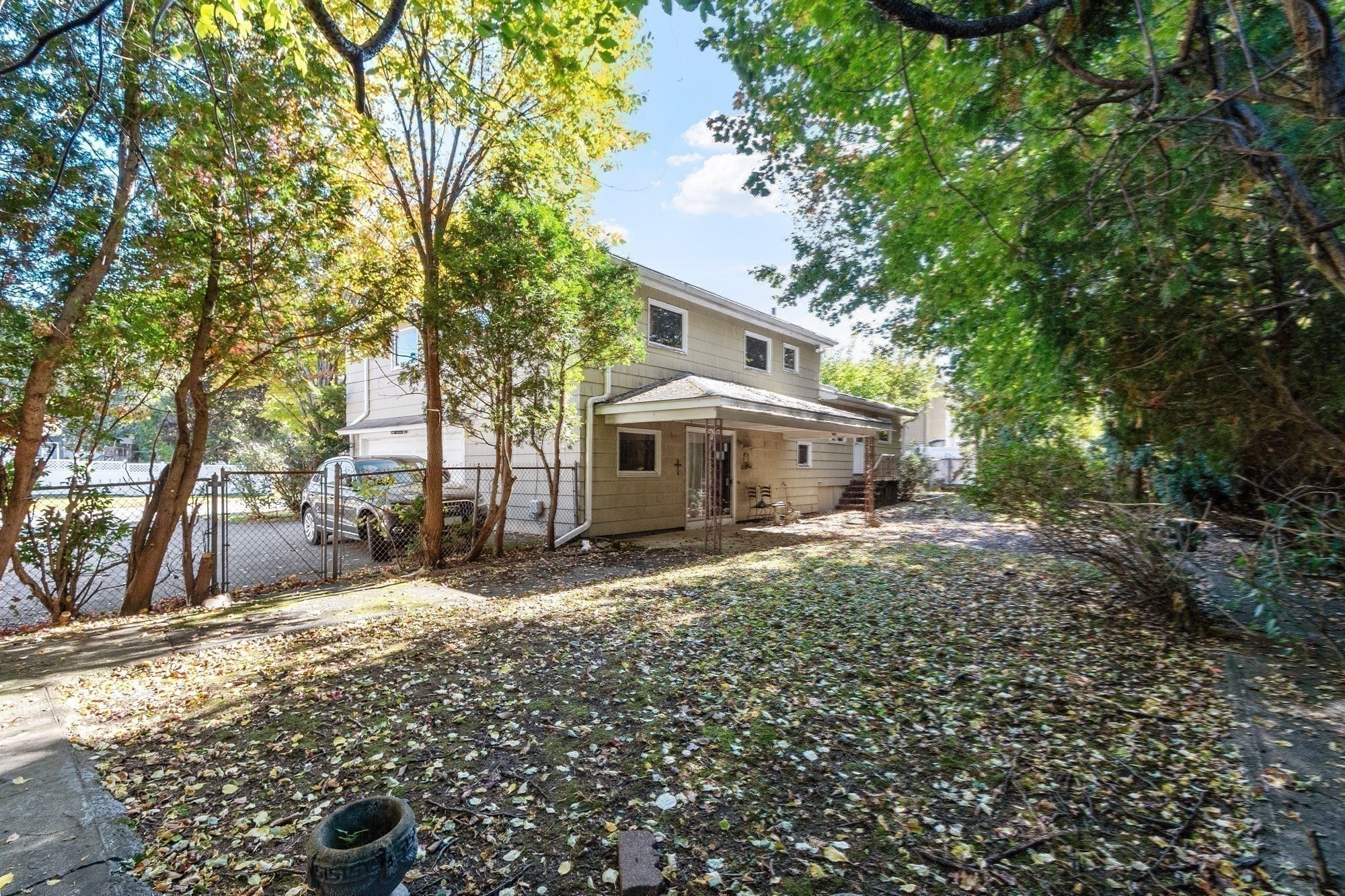 main property photo 29