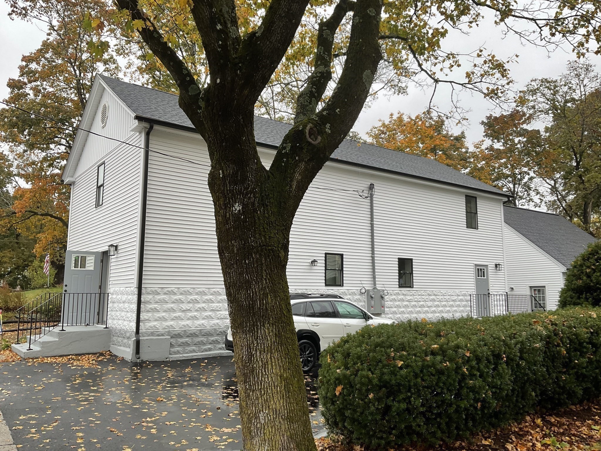 main property photo 20