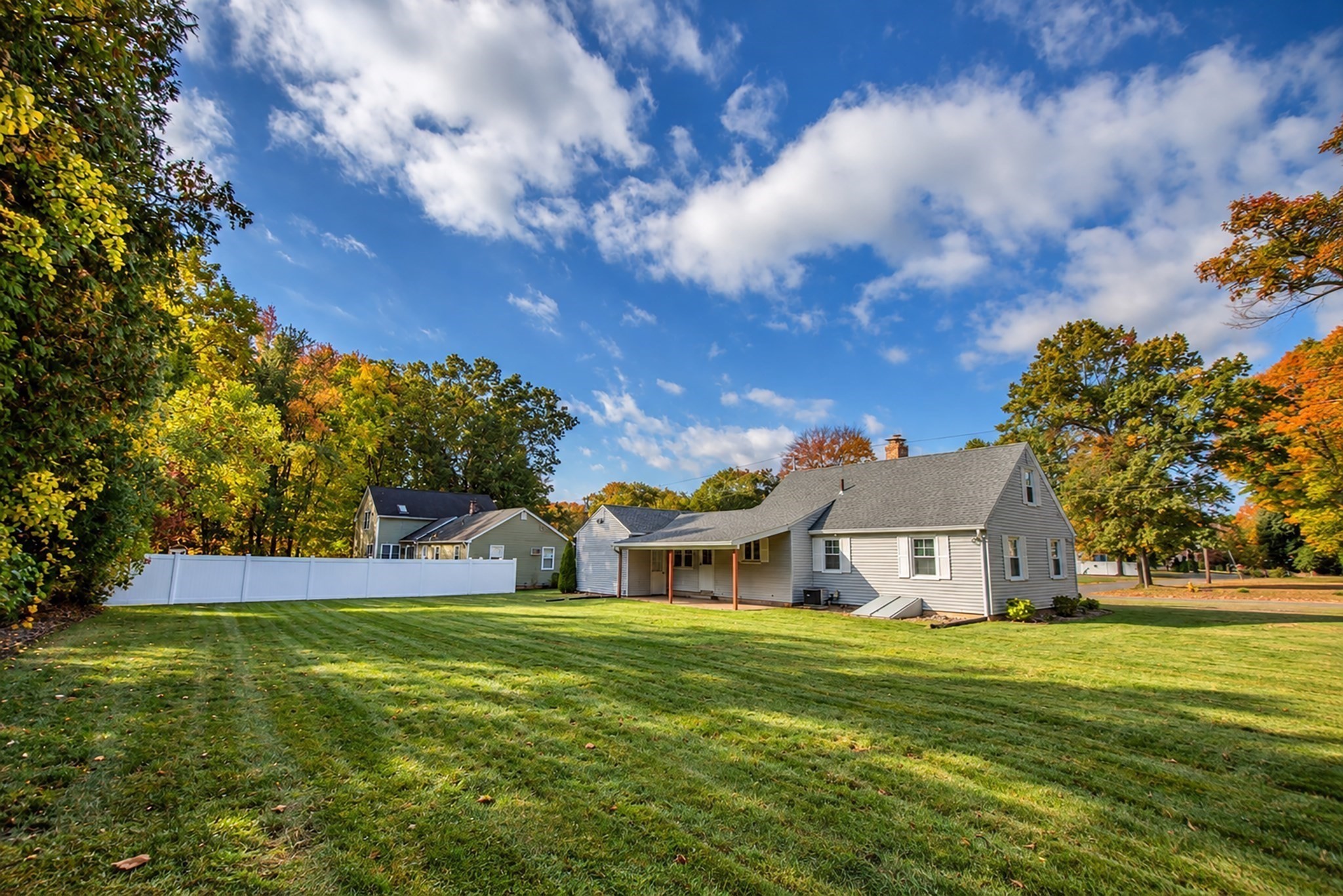 main property photo 31