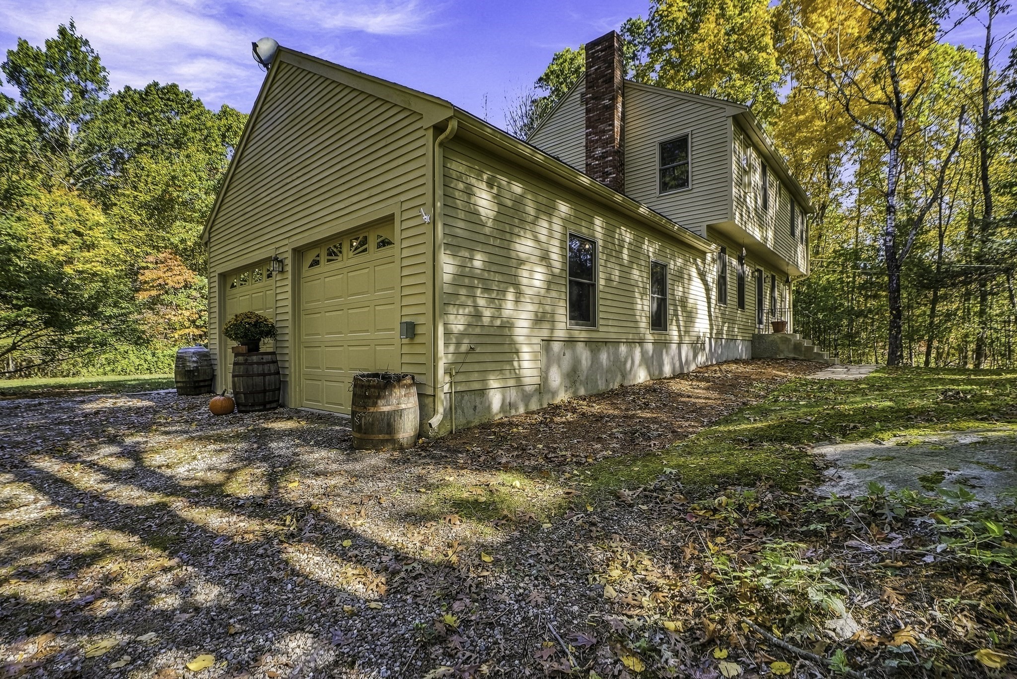 main property photo 28