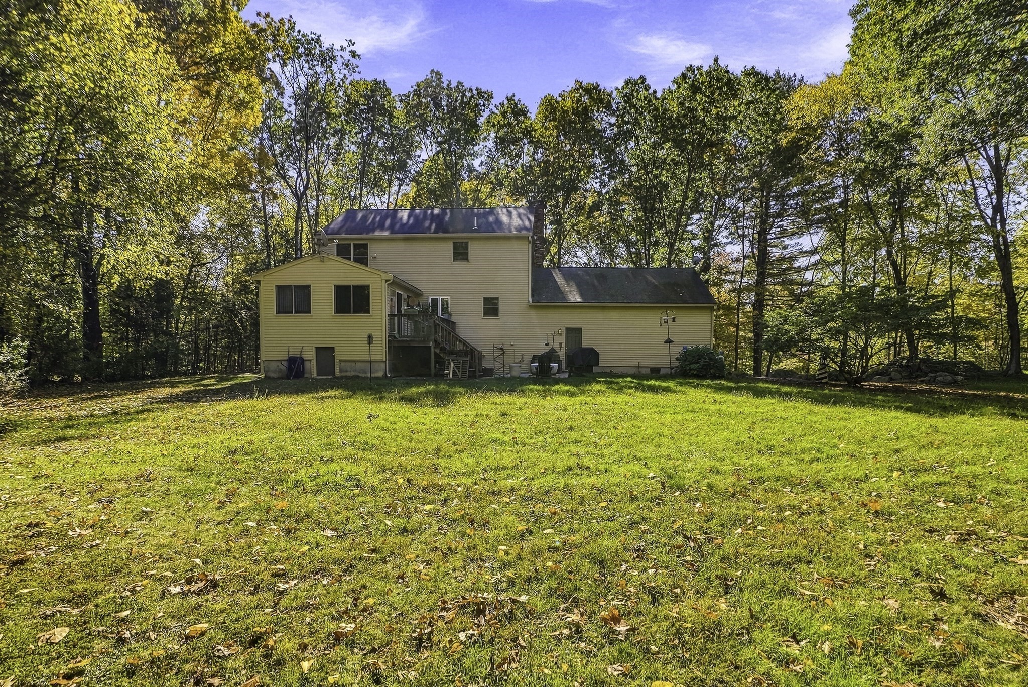 main property photo 32