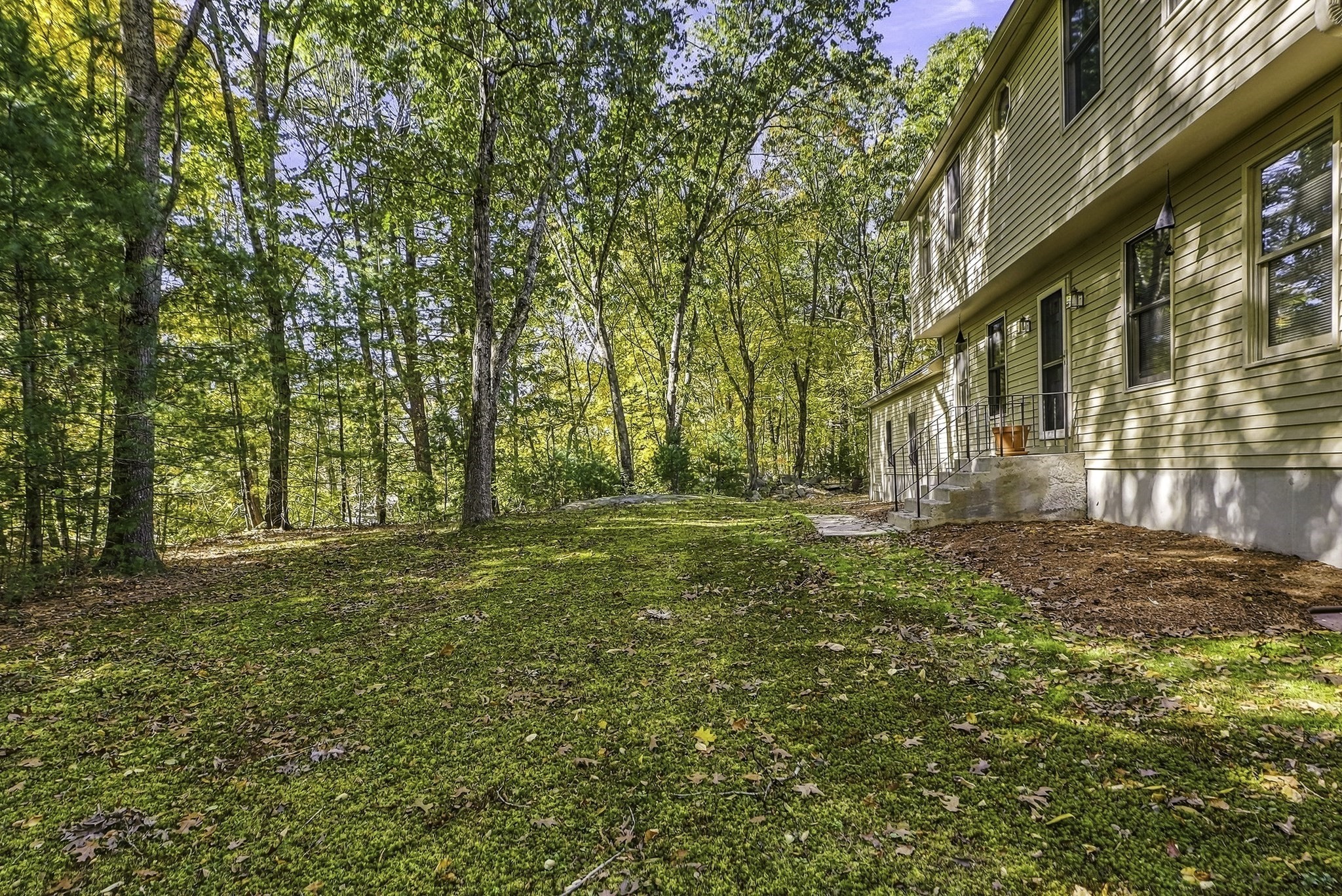 main property photo 33