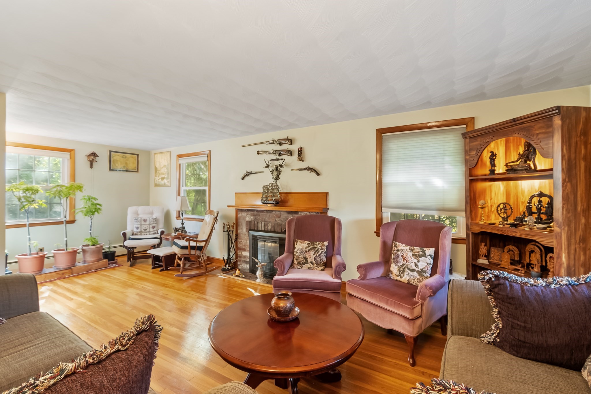main property photo 10