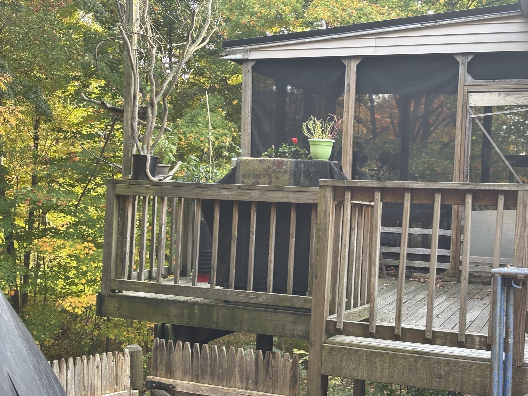 main property photo 23