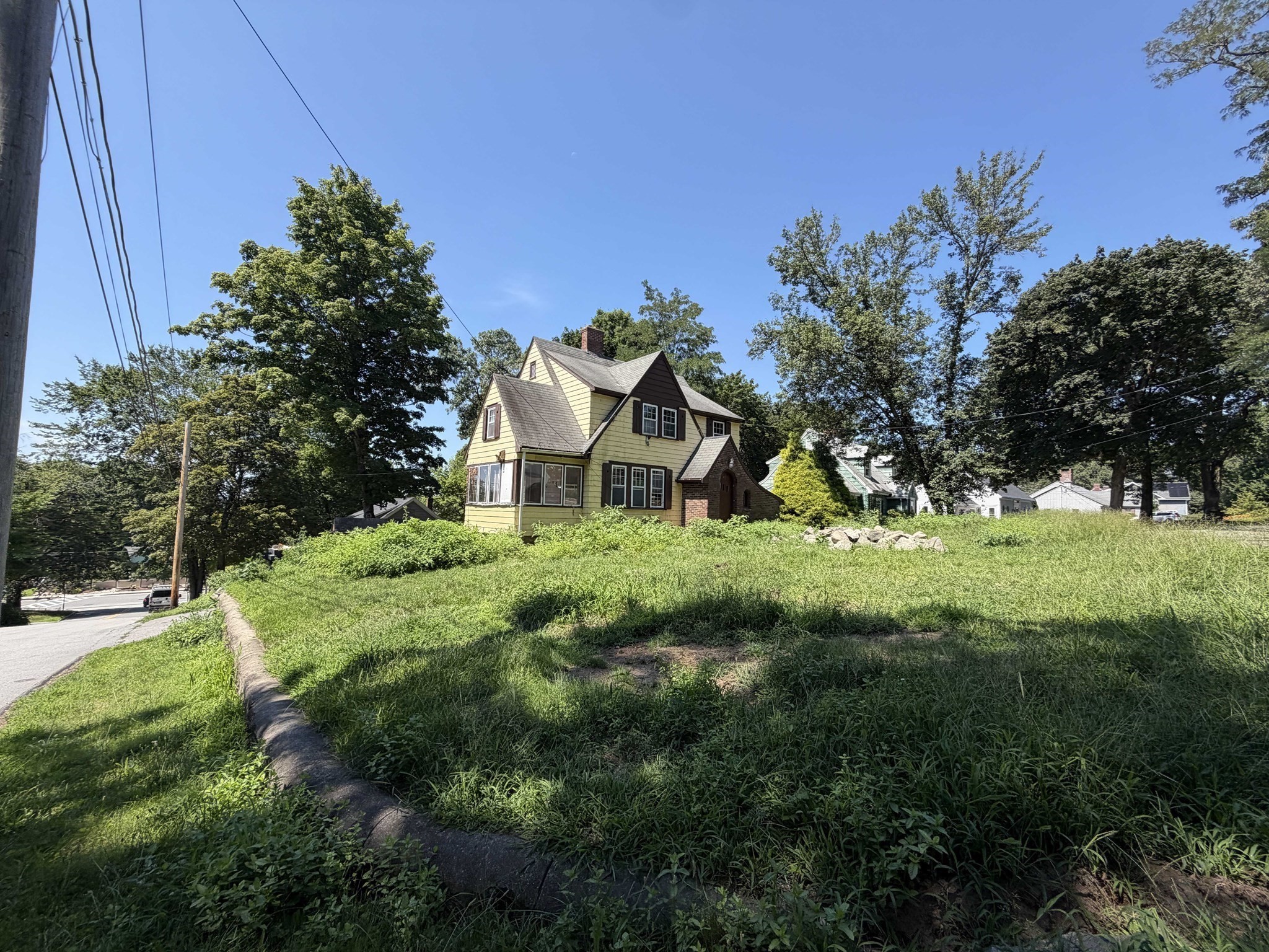 main property photo 41