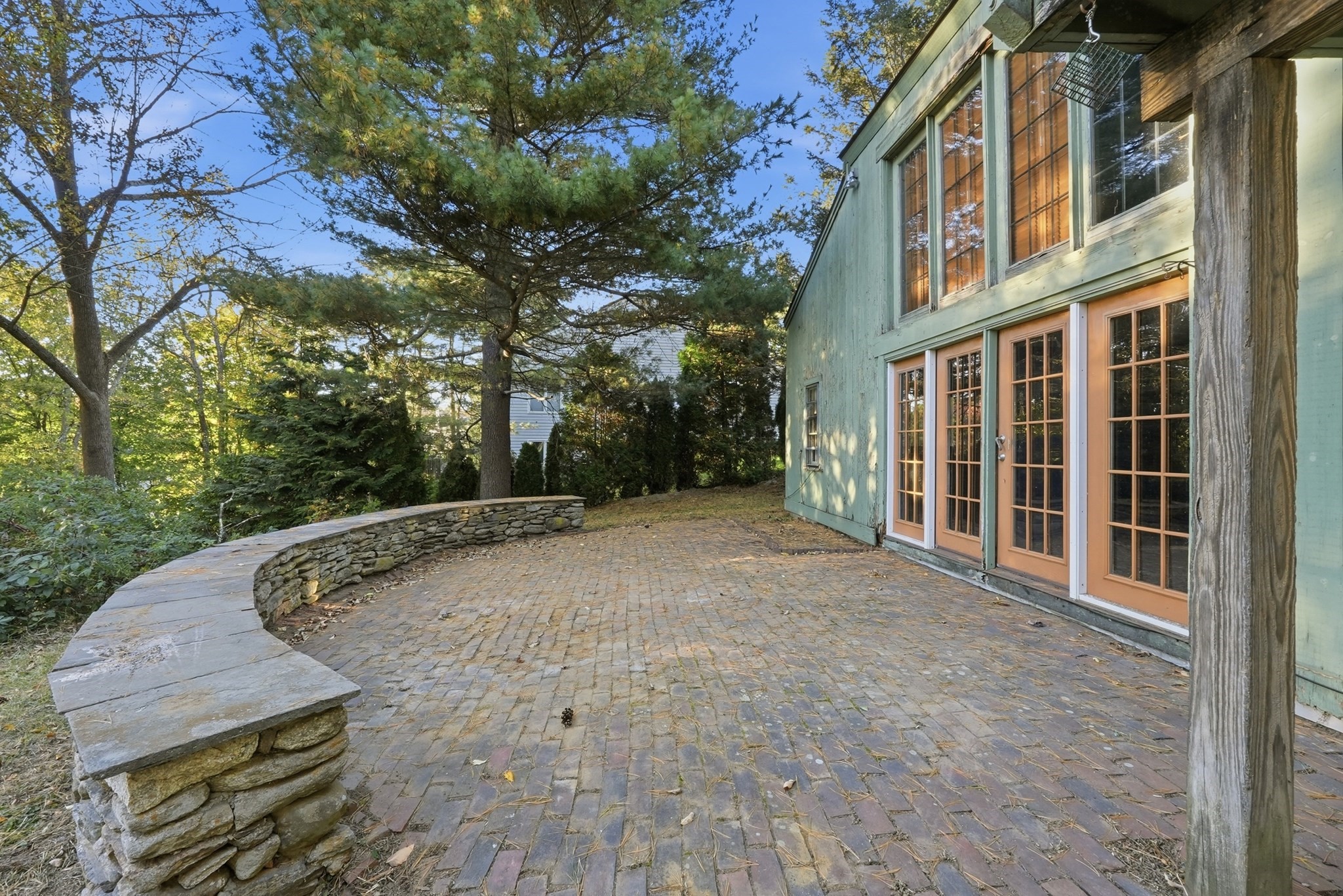 main property photo 27