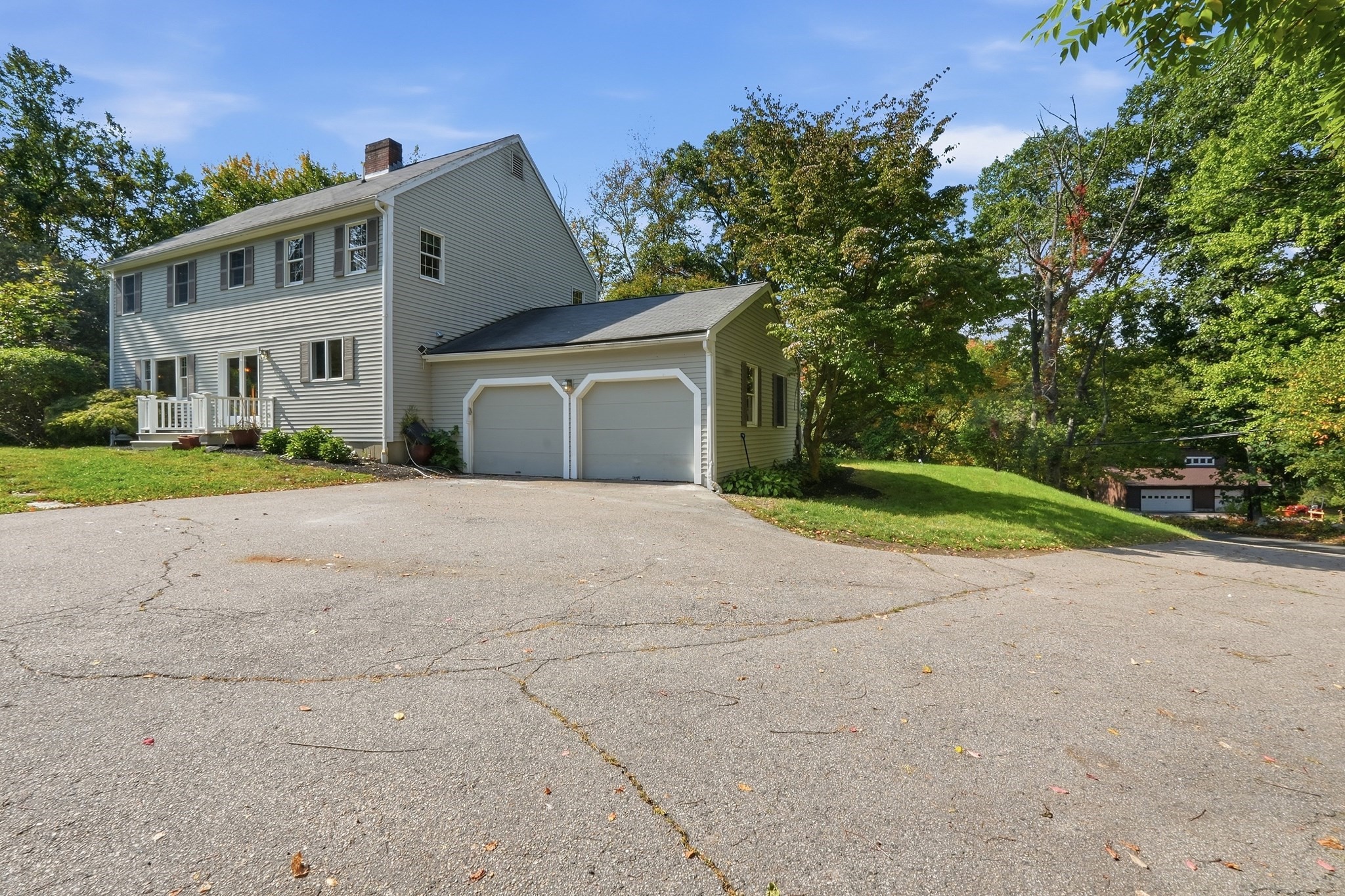 main property photo 36