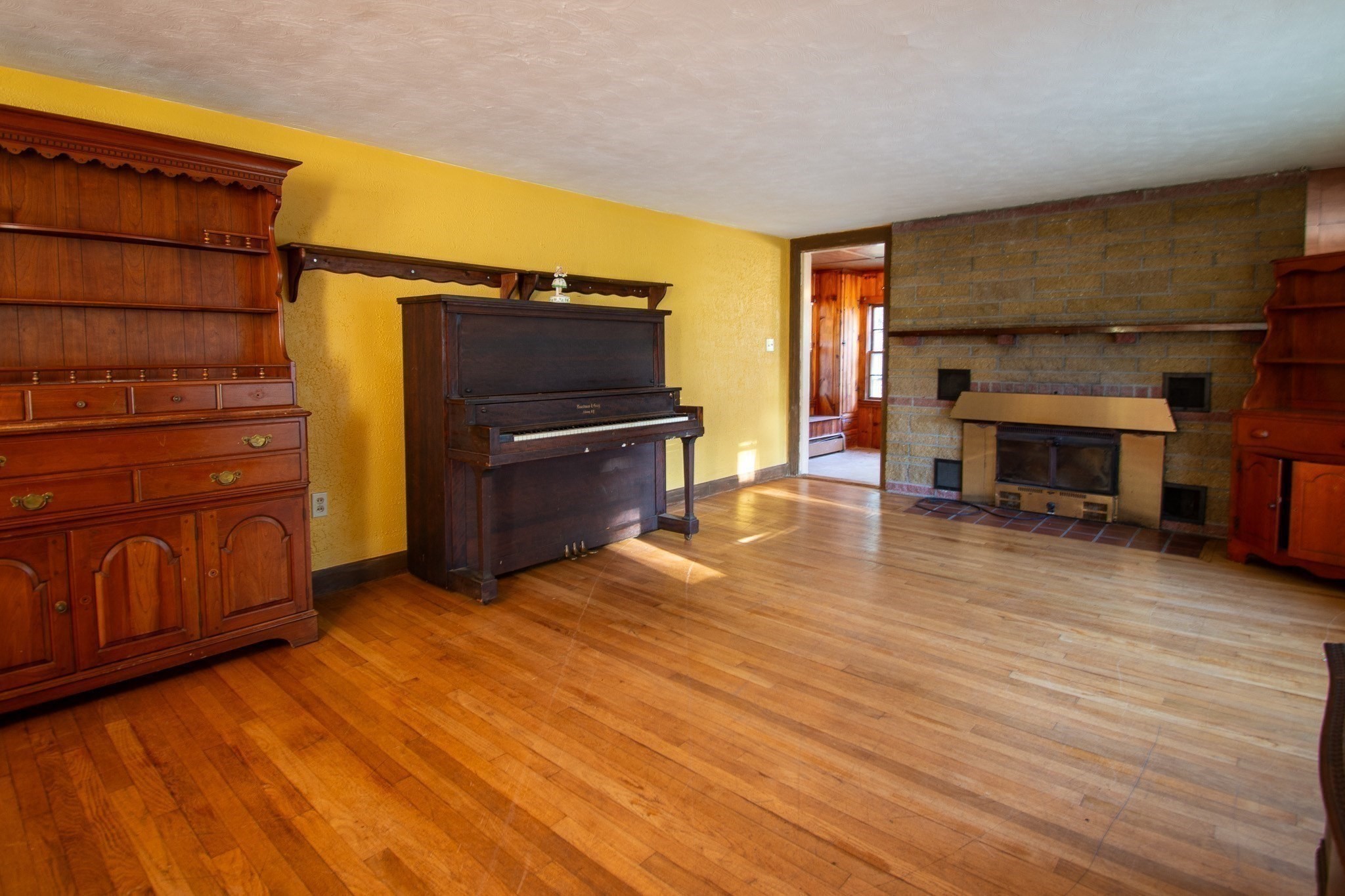 main property photo 6