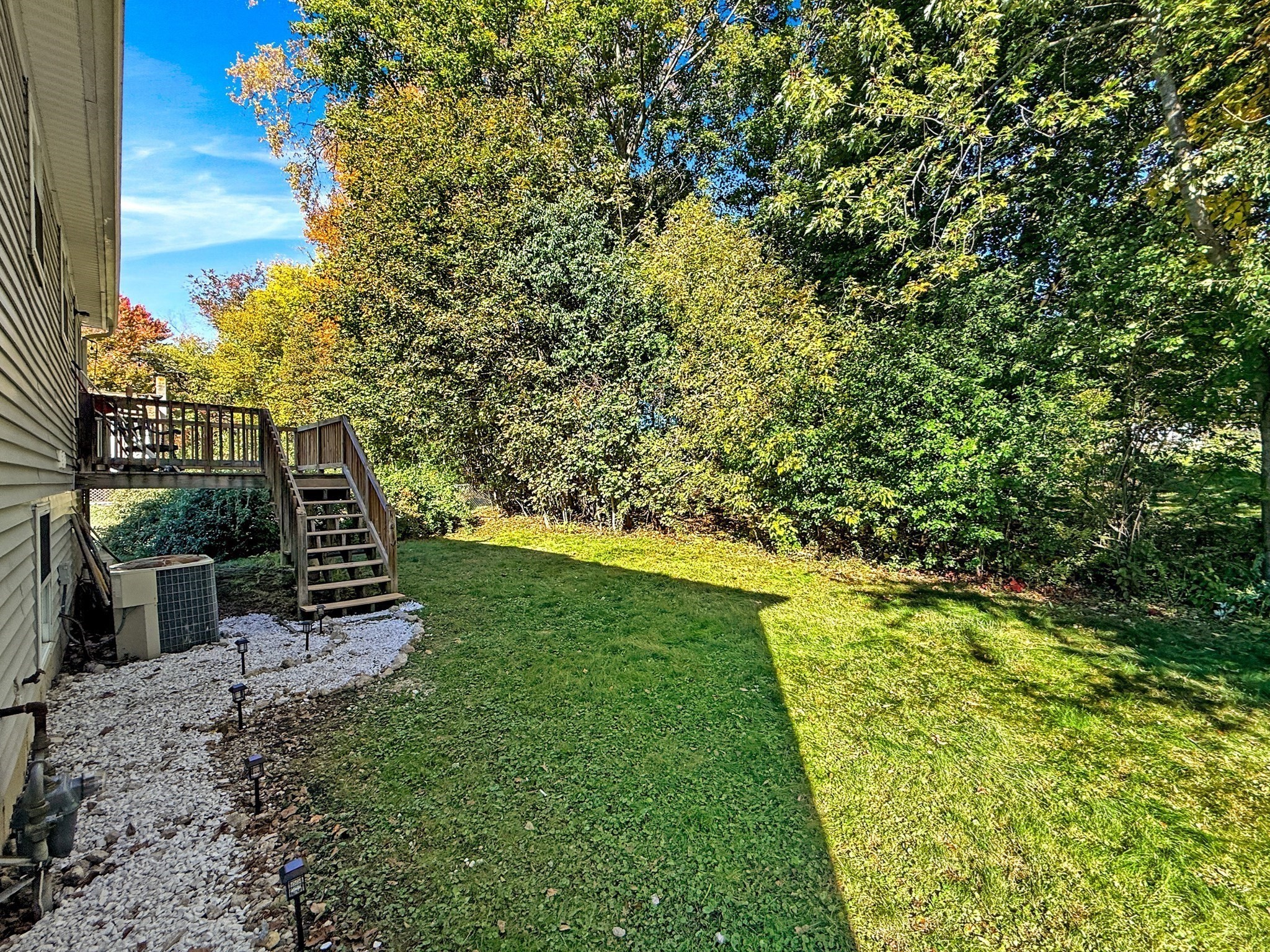 main property photo 32