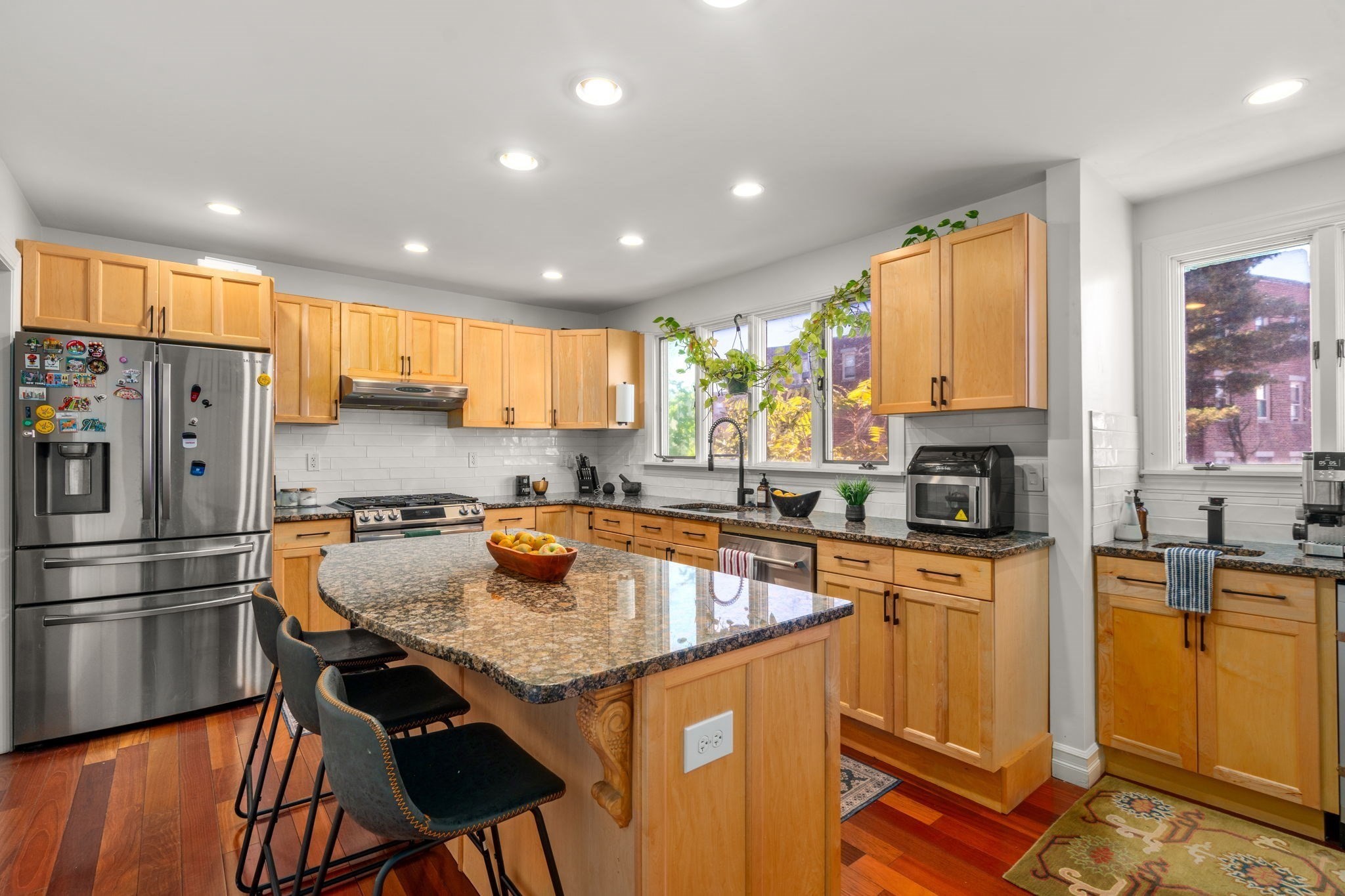main property photo 9