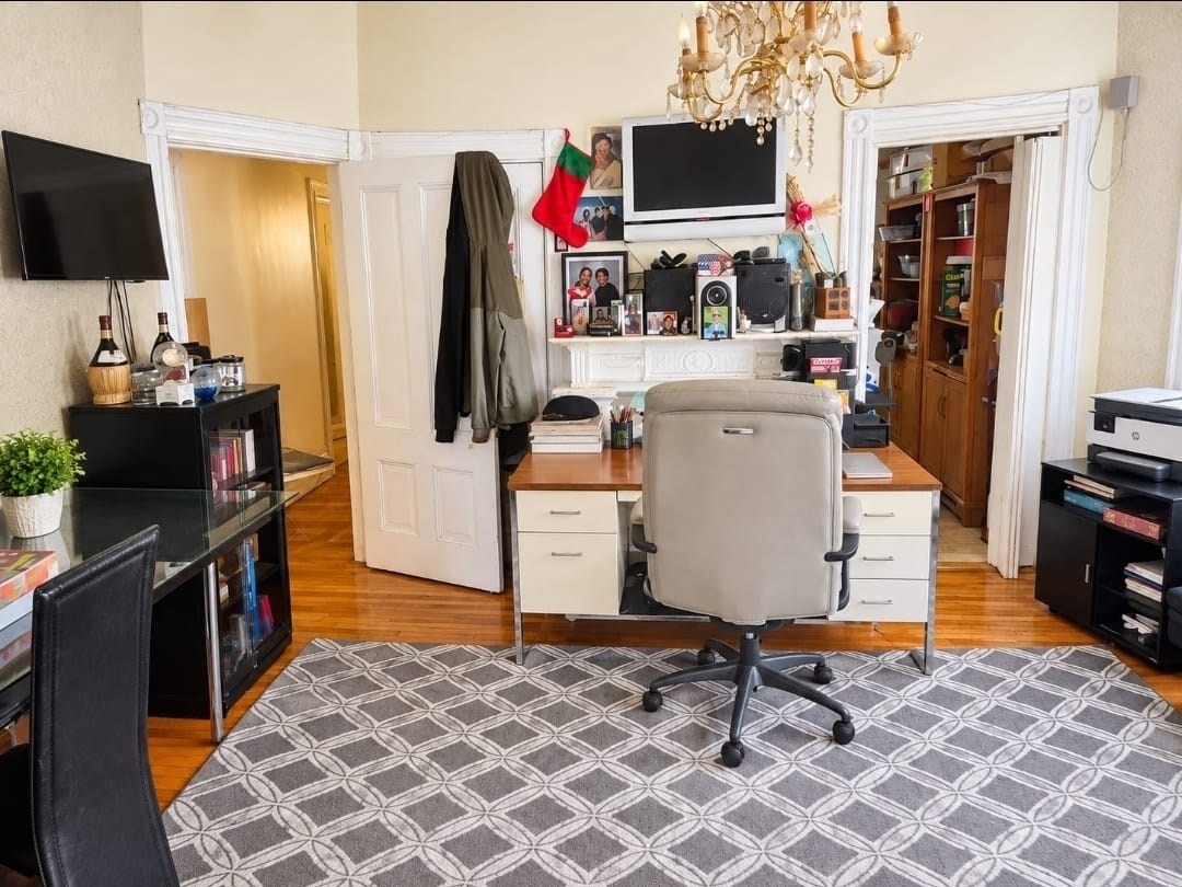 main property photo 5