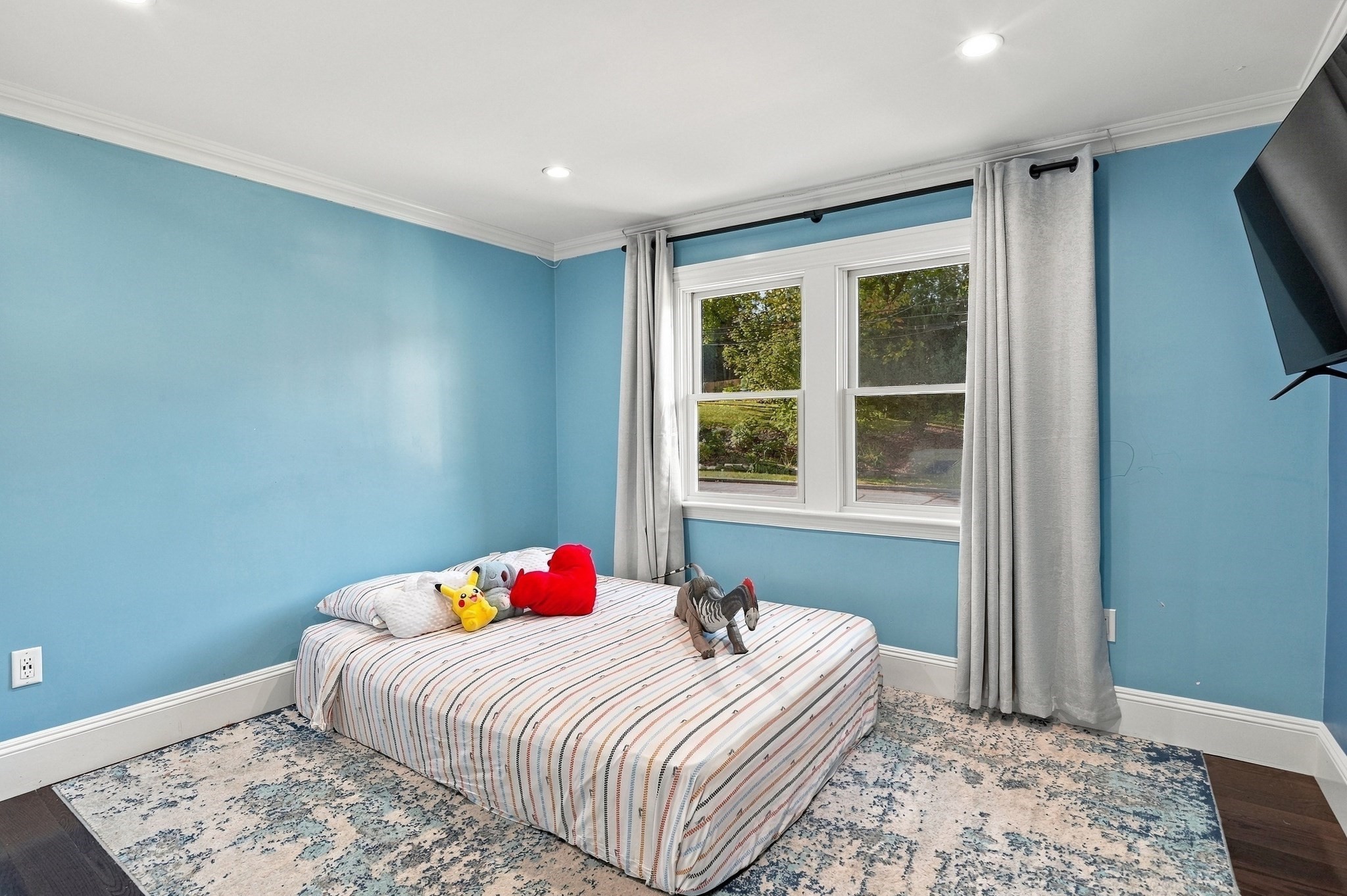 main property photo 14