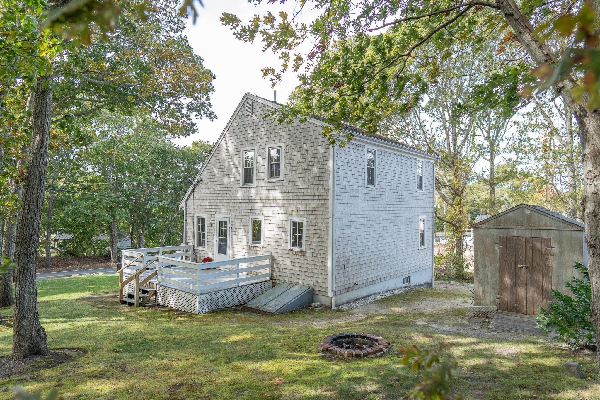 main property photo 23
