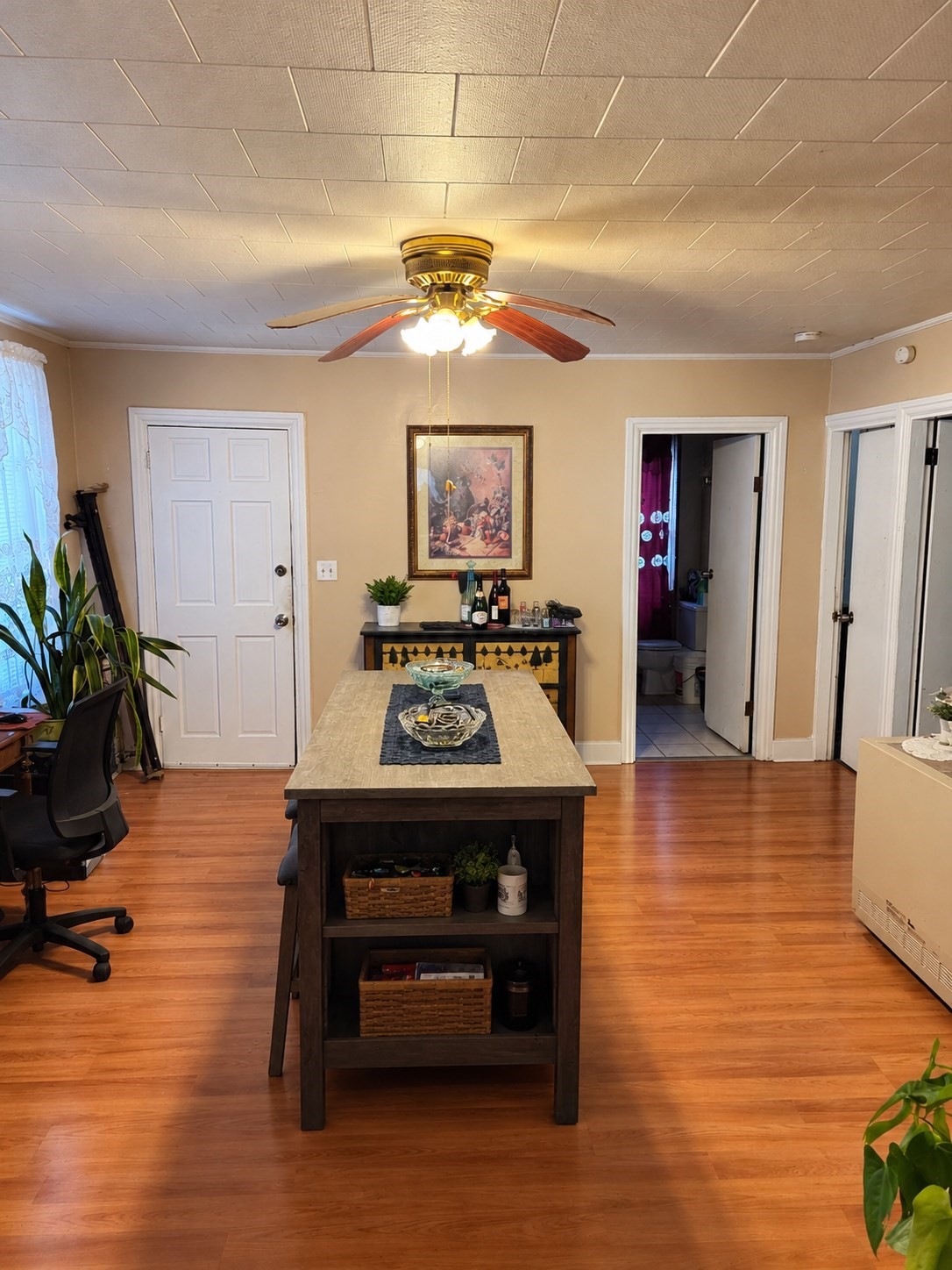 main property photo 9