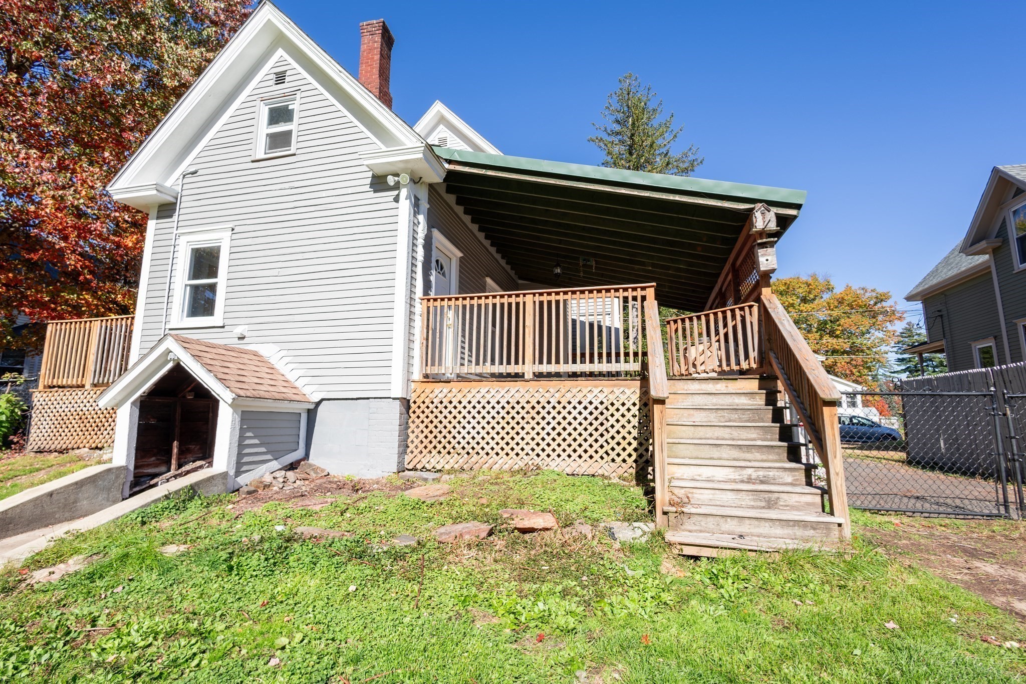 main property photo 7