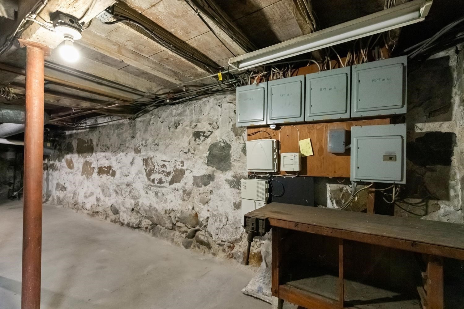 main property photo 31