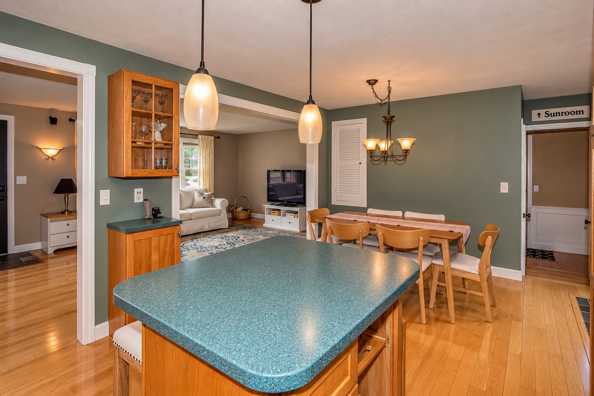 main property photo 9