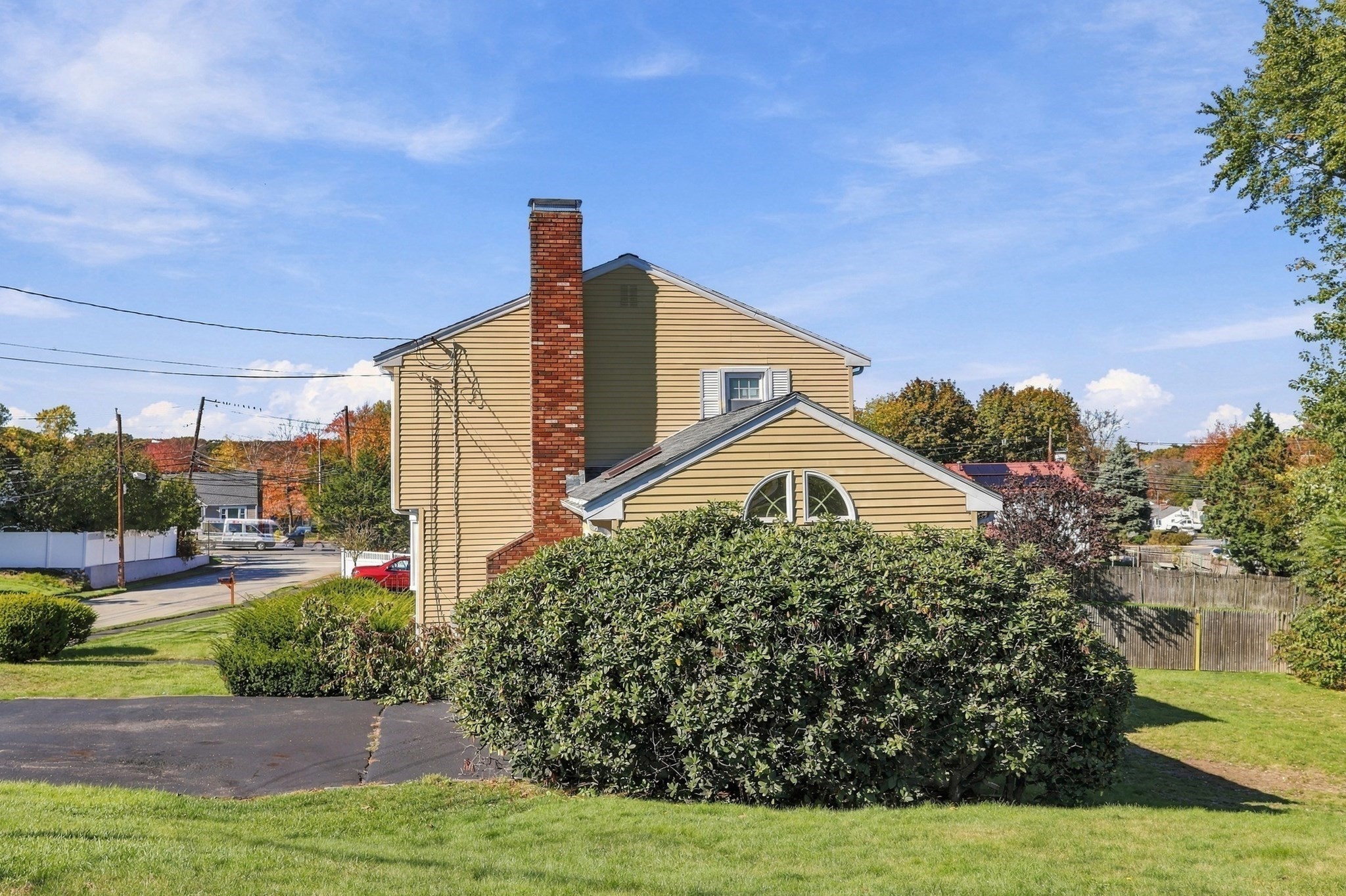 main property photo 30