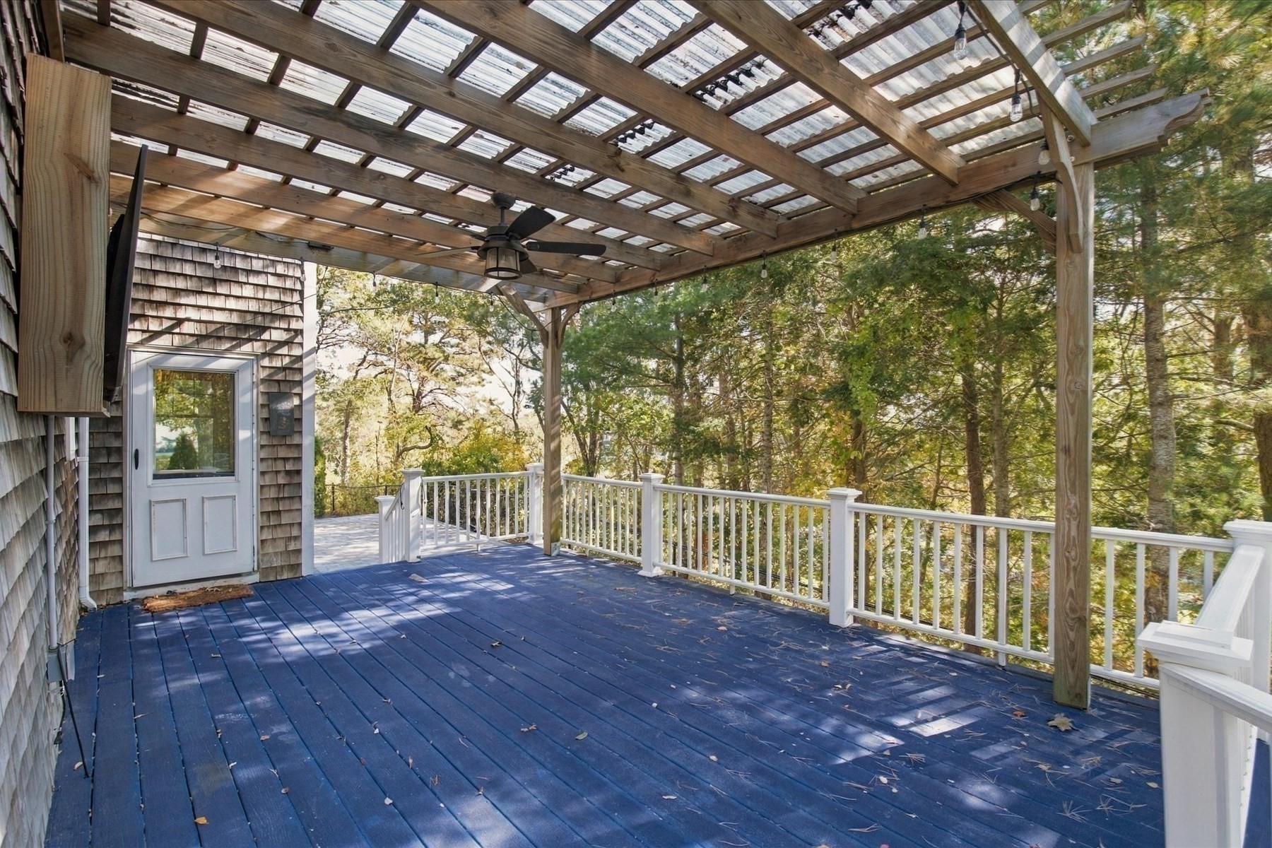 main property photo 37