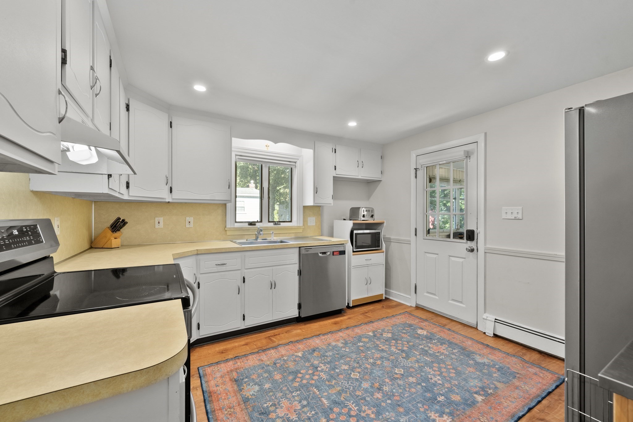 main property photo 7