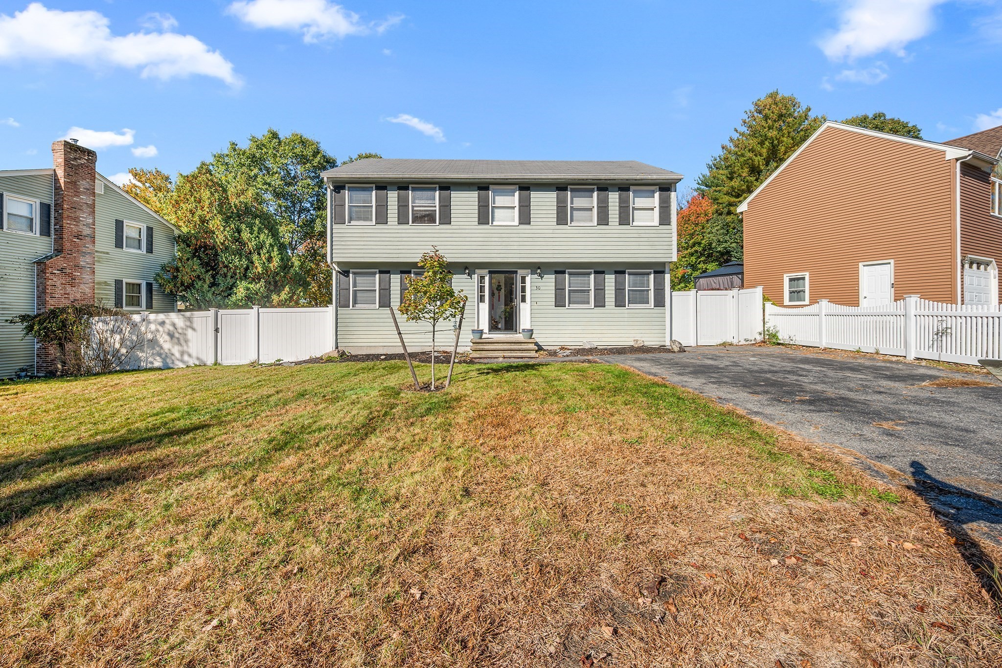 main property photo 29