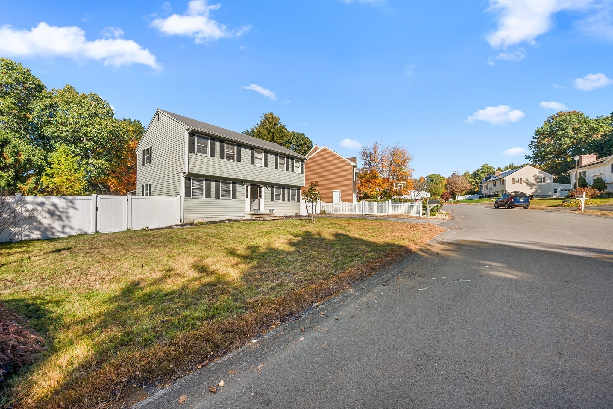 main property photo 30