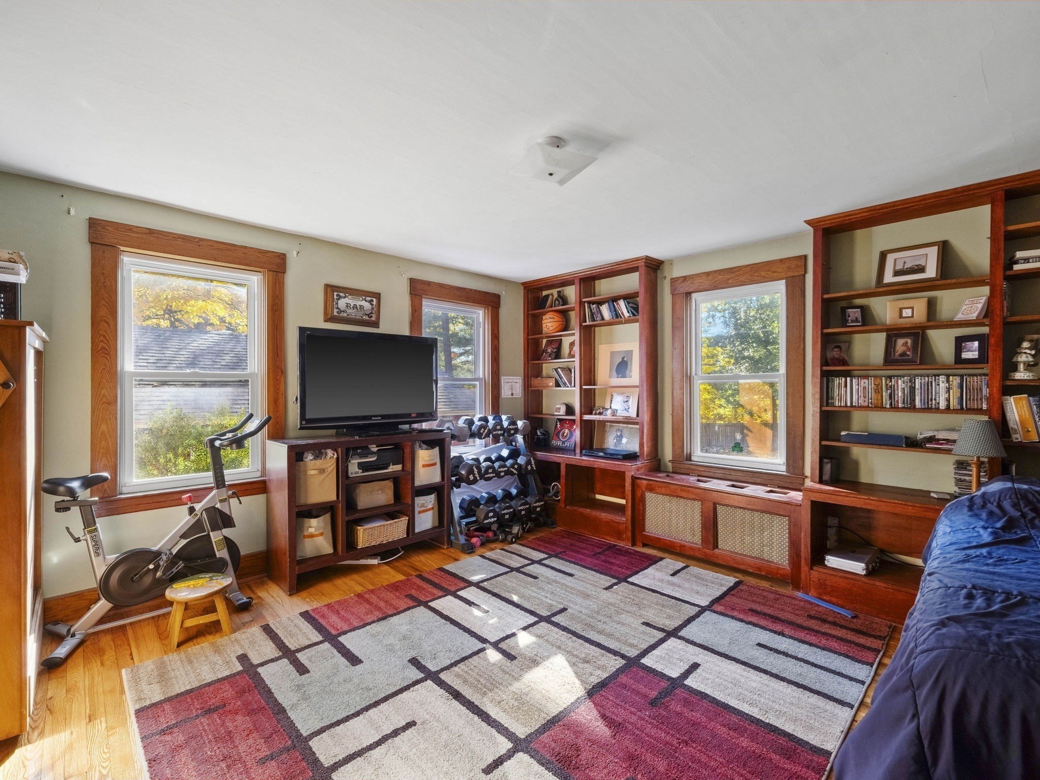 main property photo 8