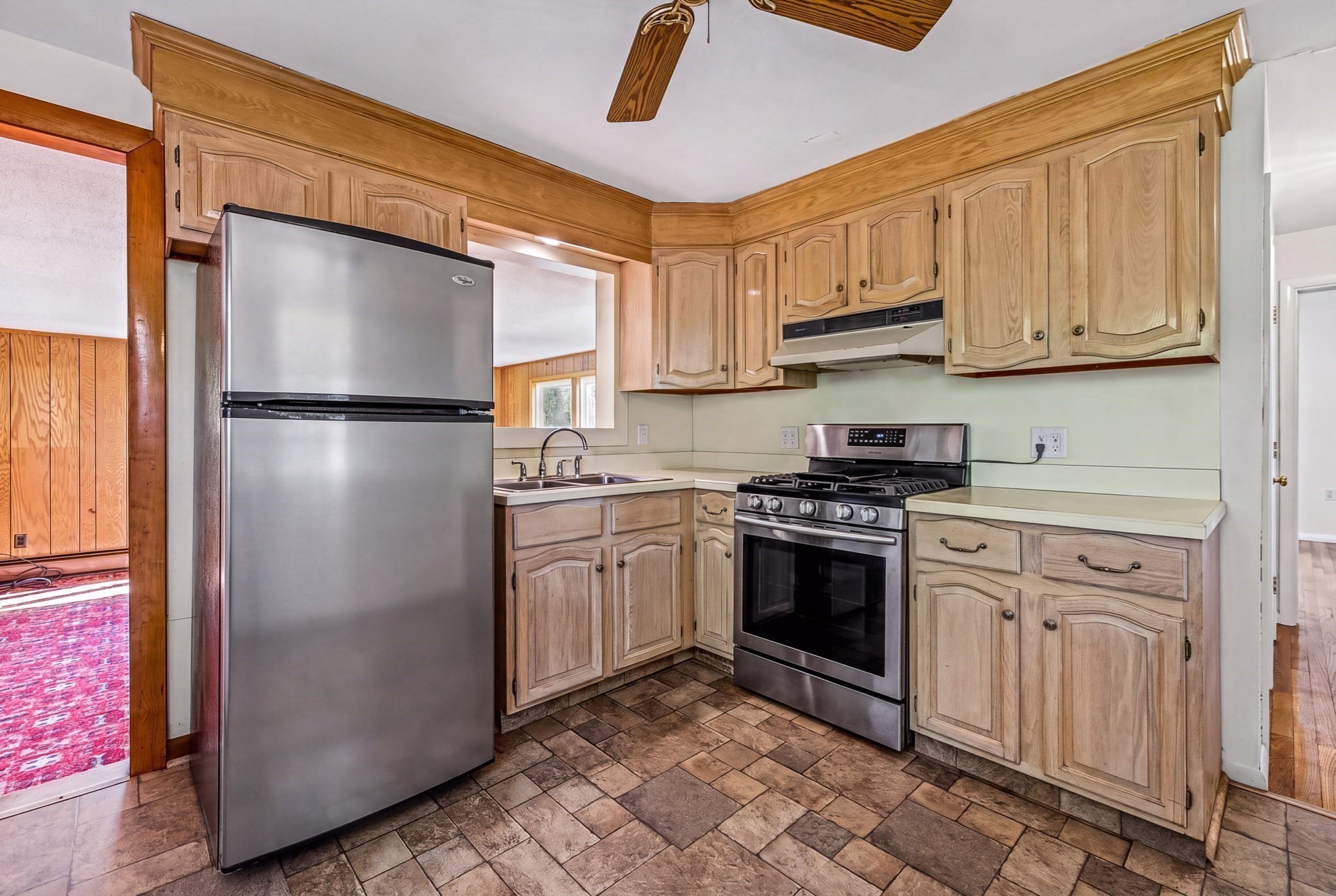 main property photo 14
